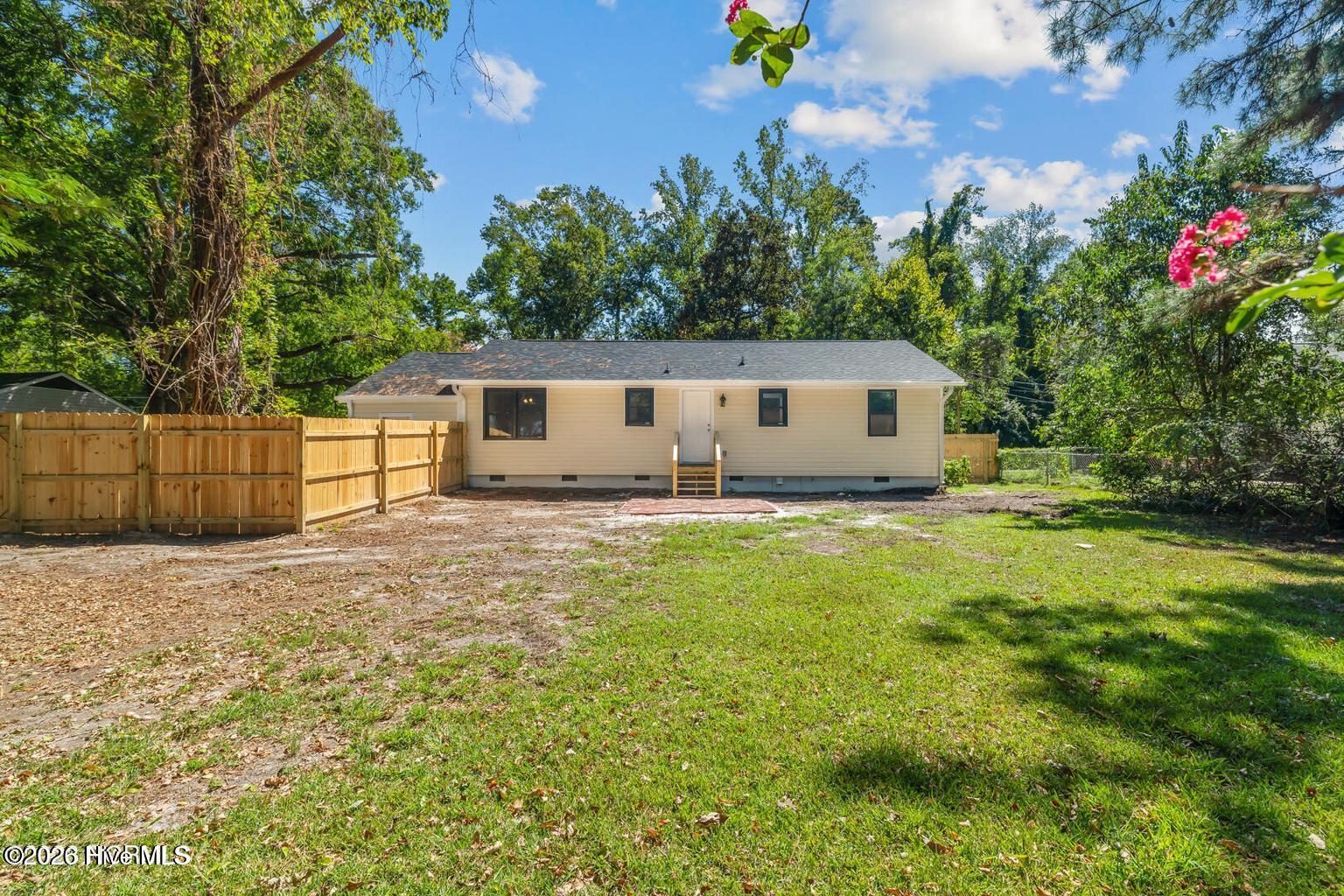 805 River Street Property Photo 27