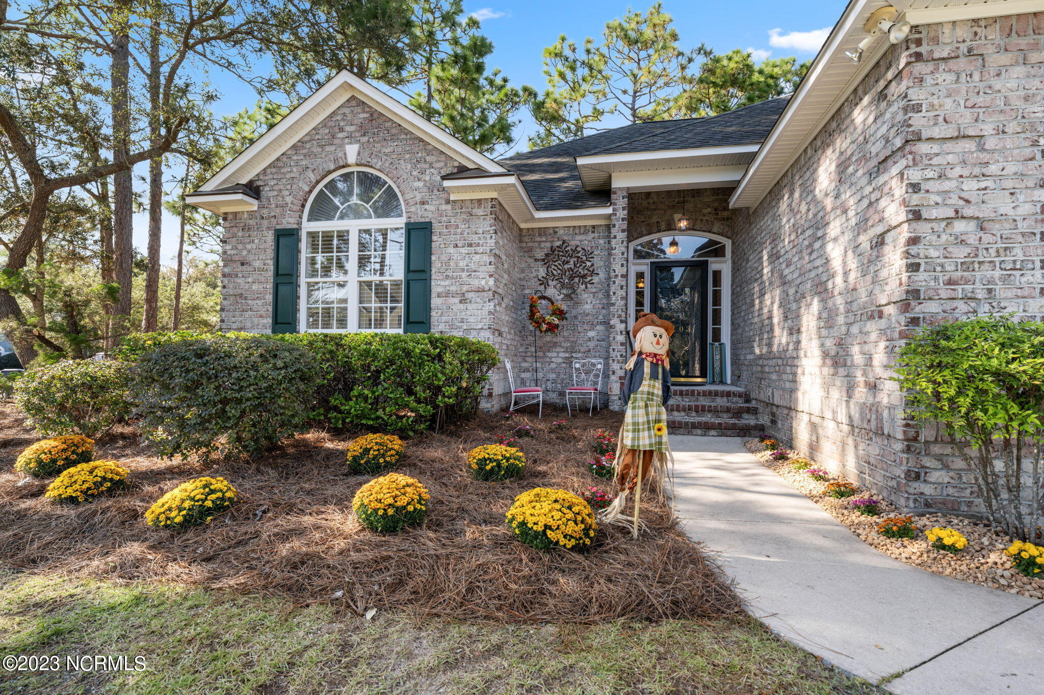 4103 Lark Bunting Court Se Property Photo 4