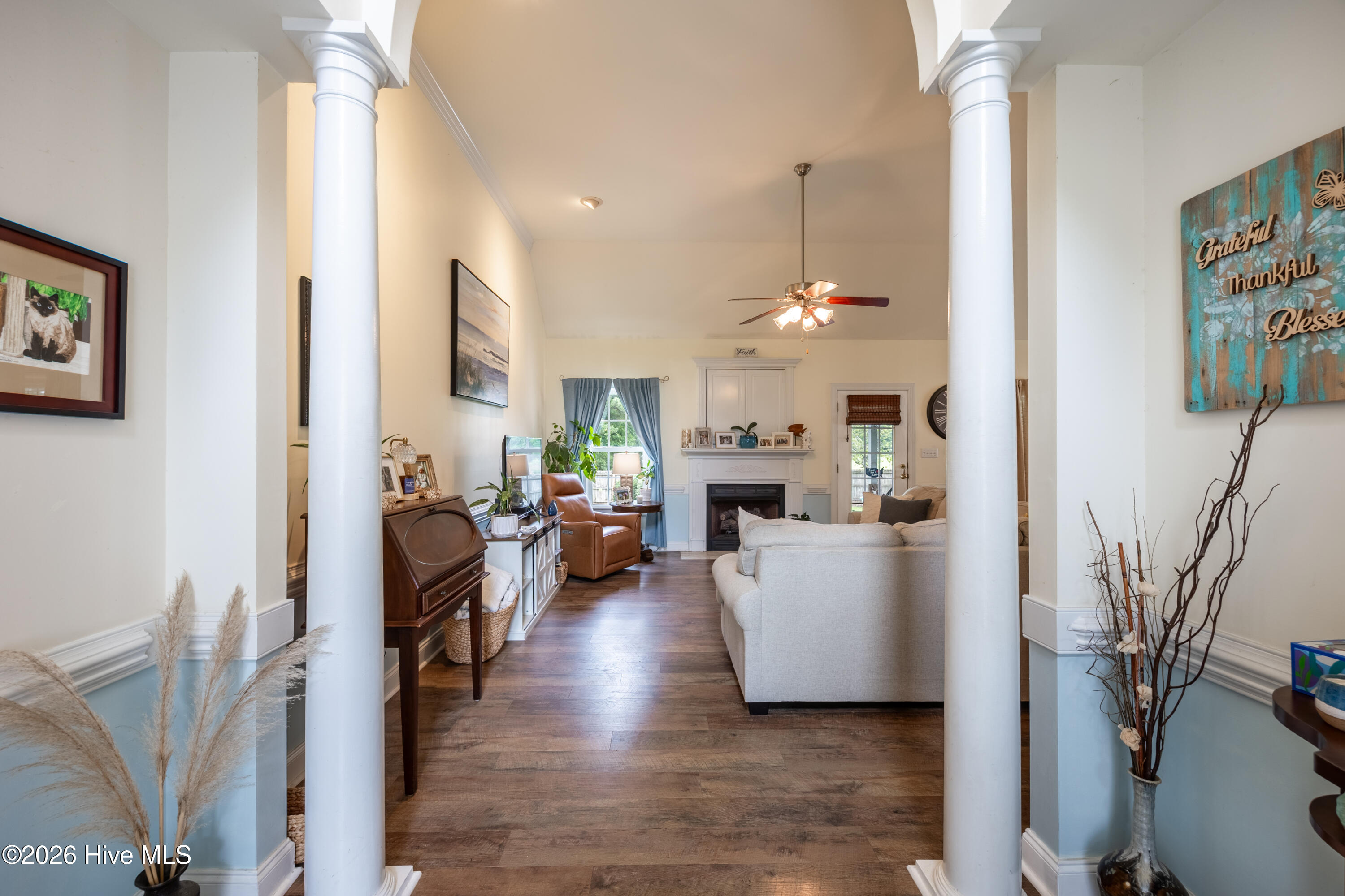 3520 Shadow Ridge Road N Property Photo 4