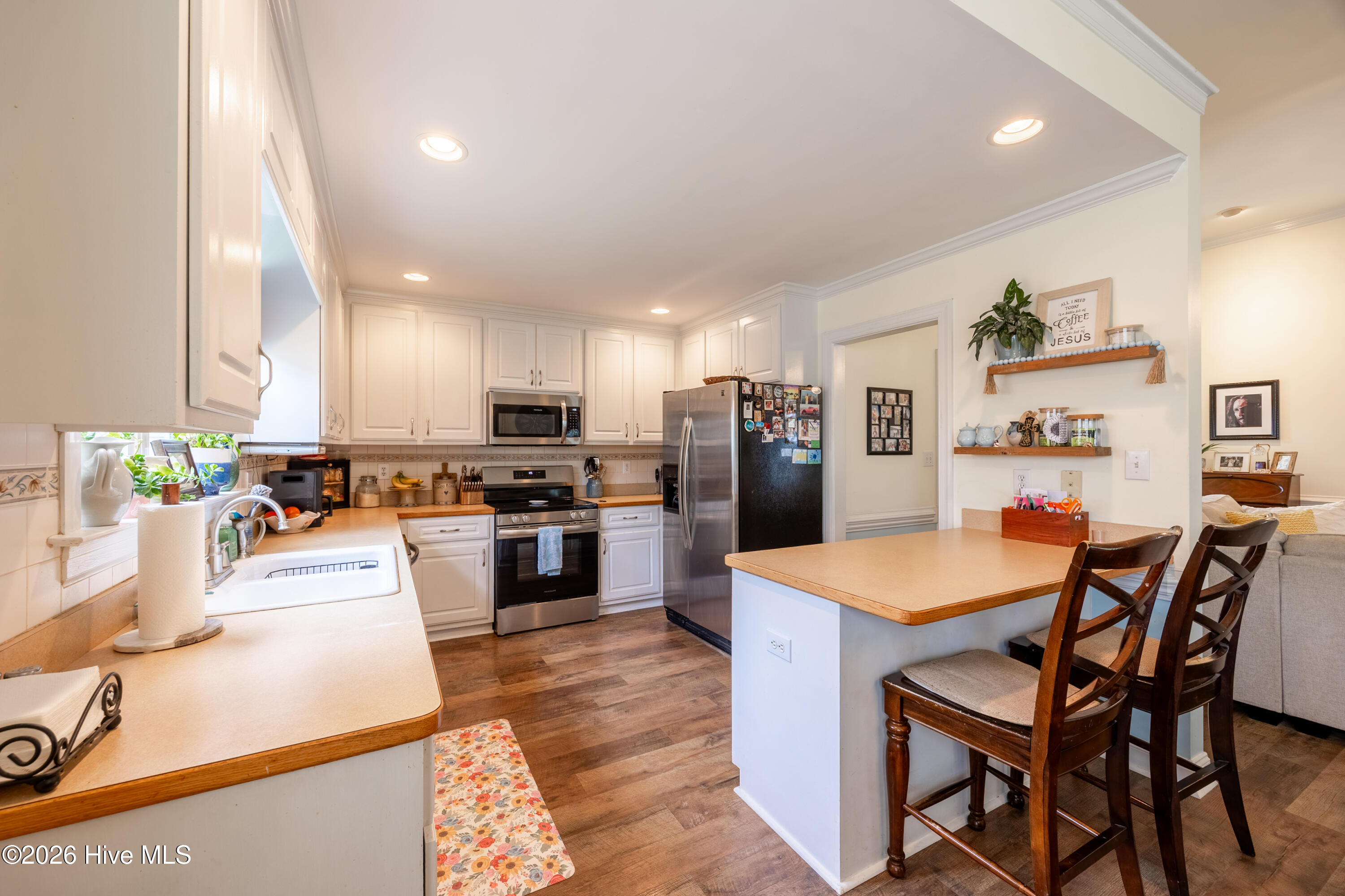 3520 Shadow Ridge Road N Property Photo 14