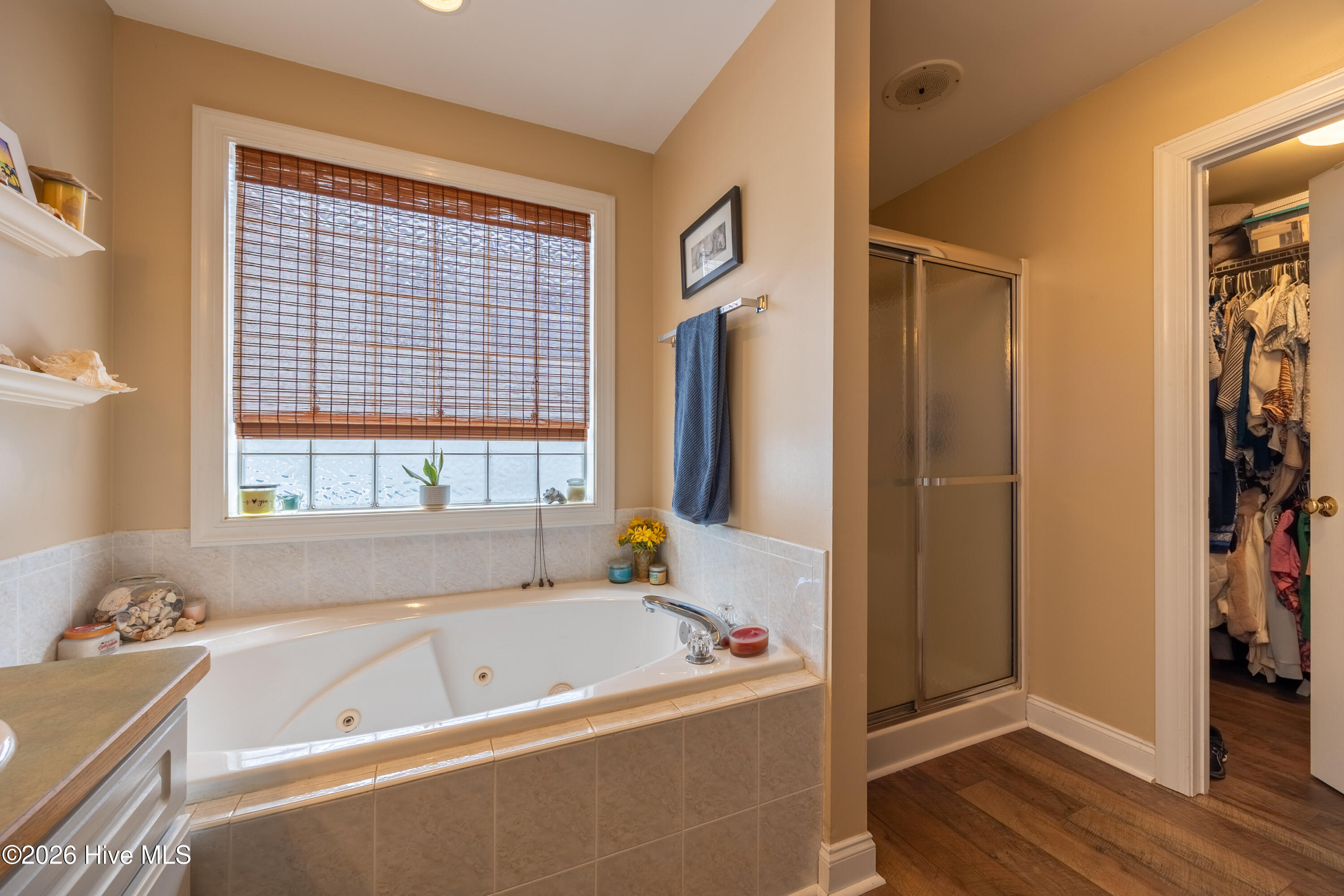 3520 Shadow Ridge Road N Property Photo 23