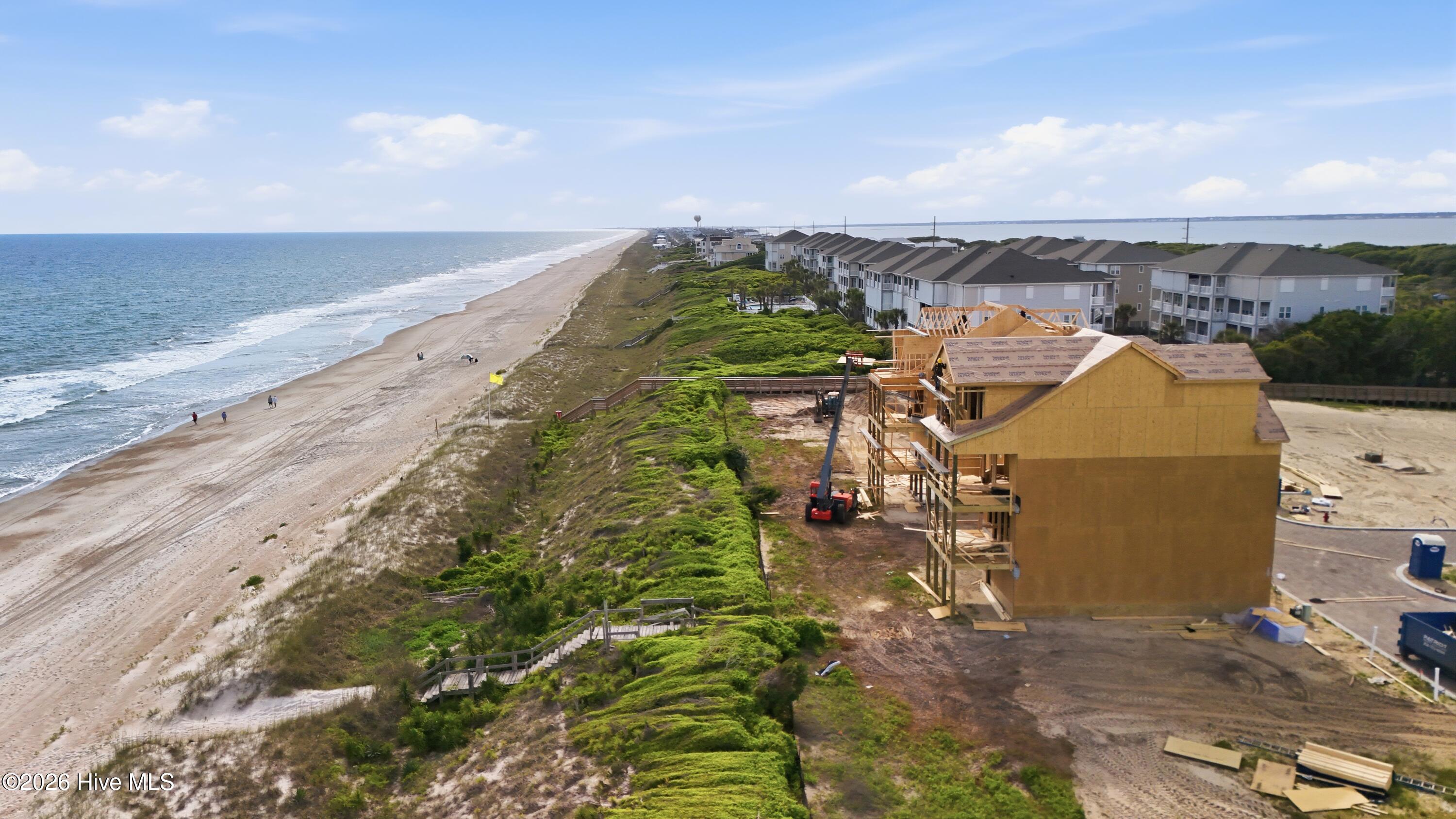 105 Ocean Promenade Property Photo 14