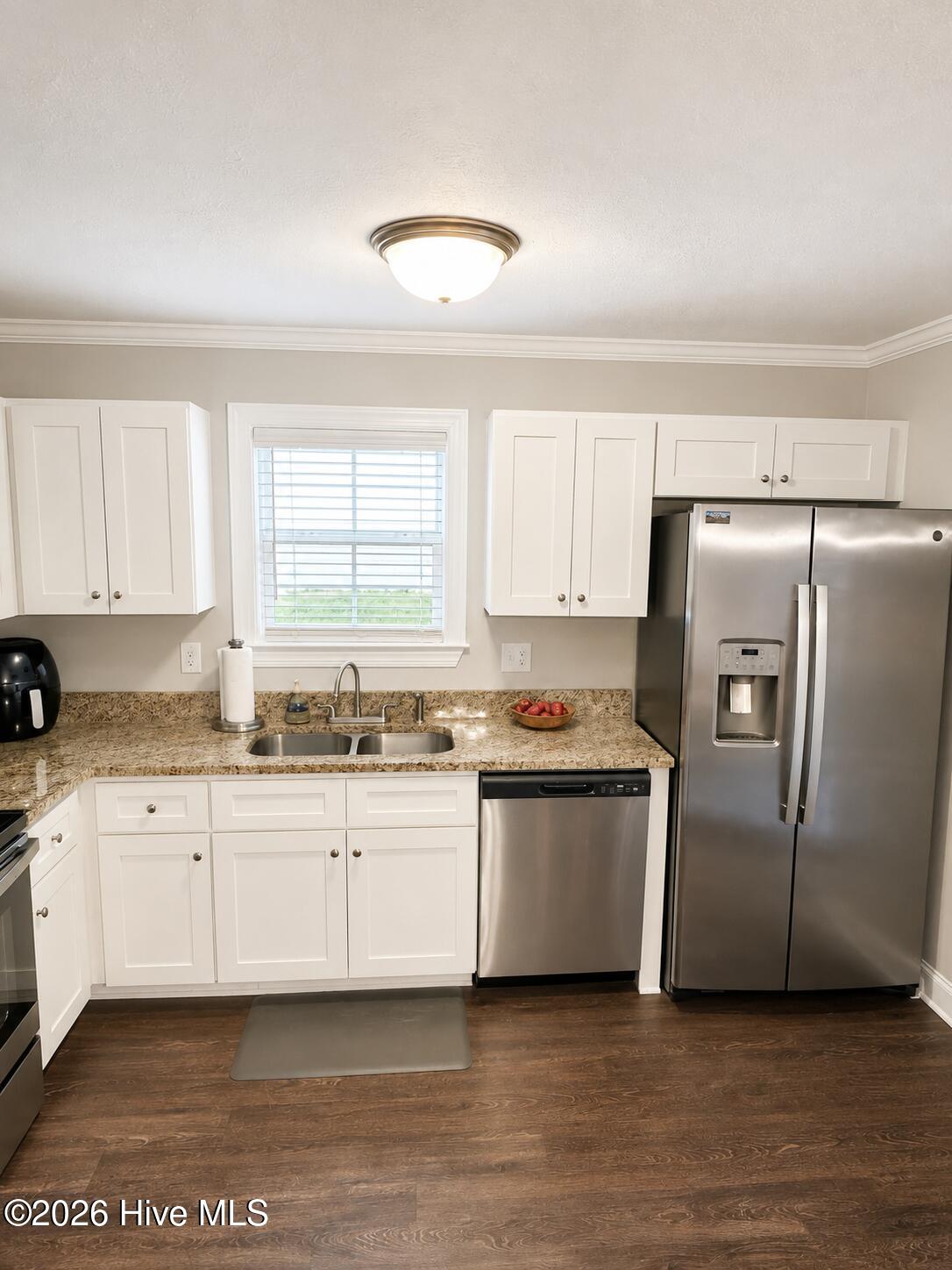 173 Village Run Property Photo 6