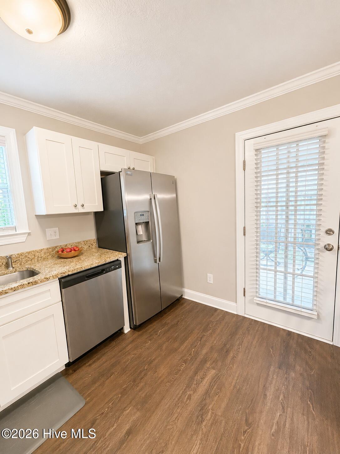 173 Village Run Property Photo 7