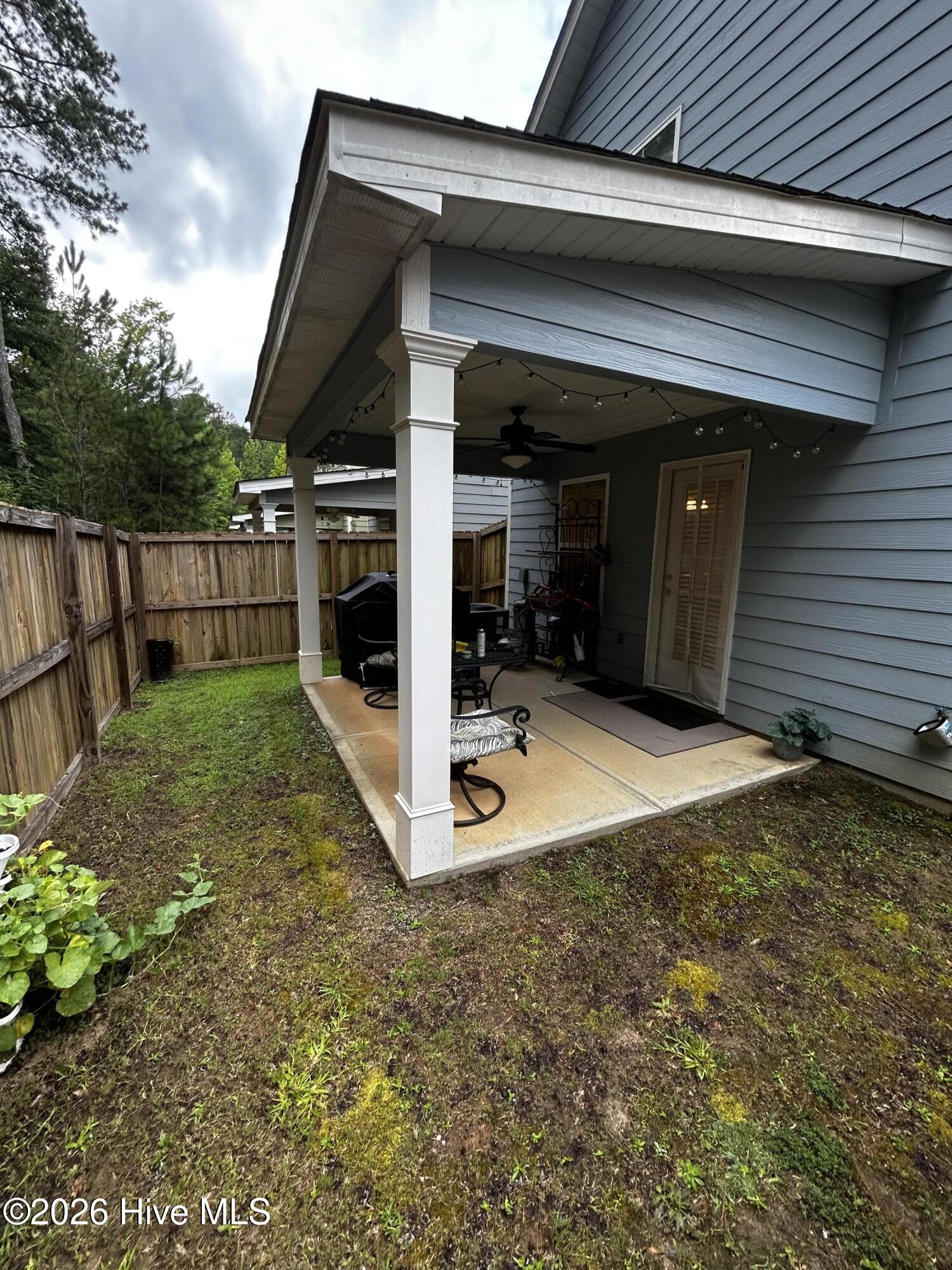 173 Village Run Property Photo 18