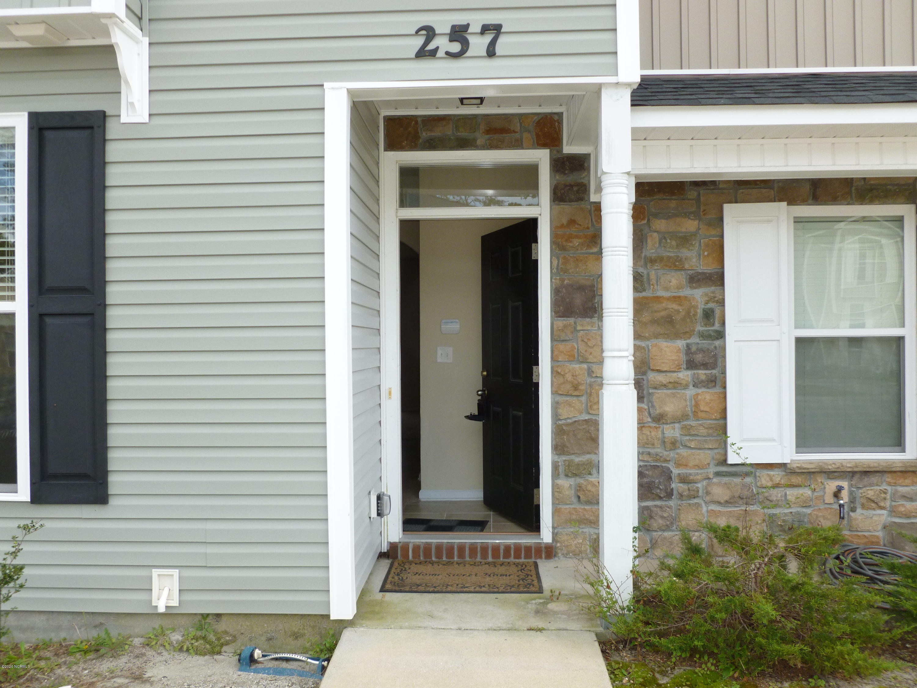 257 Caldwell Loop Property Photo 2