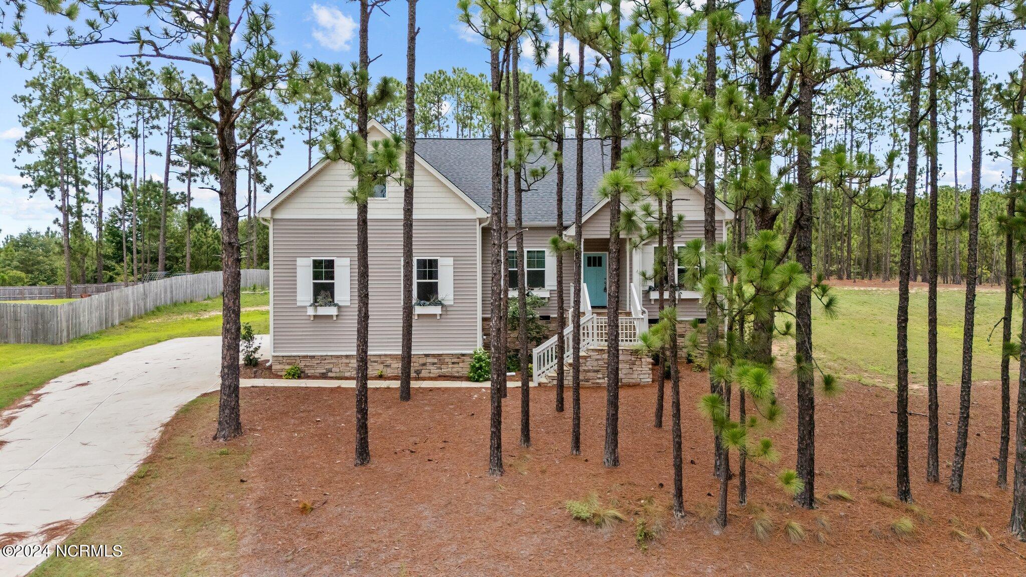 428 Gretchen Road Property Photo 1