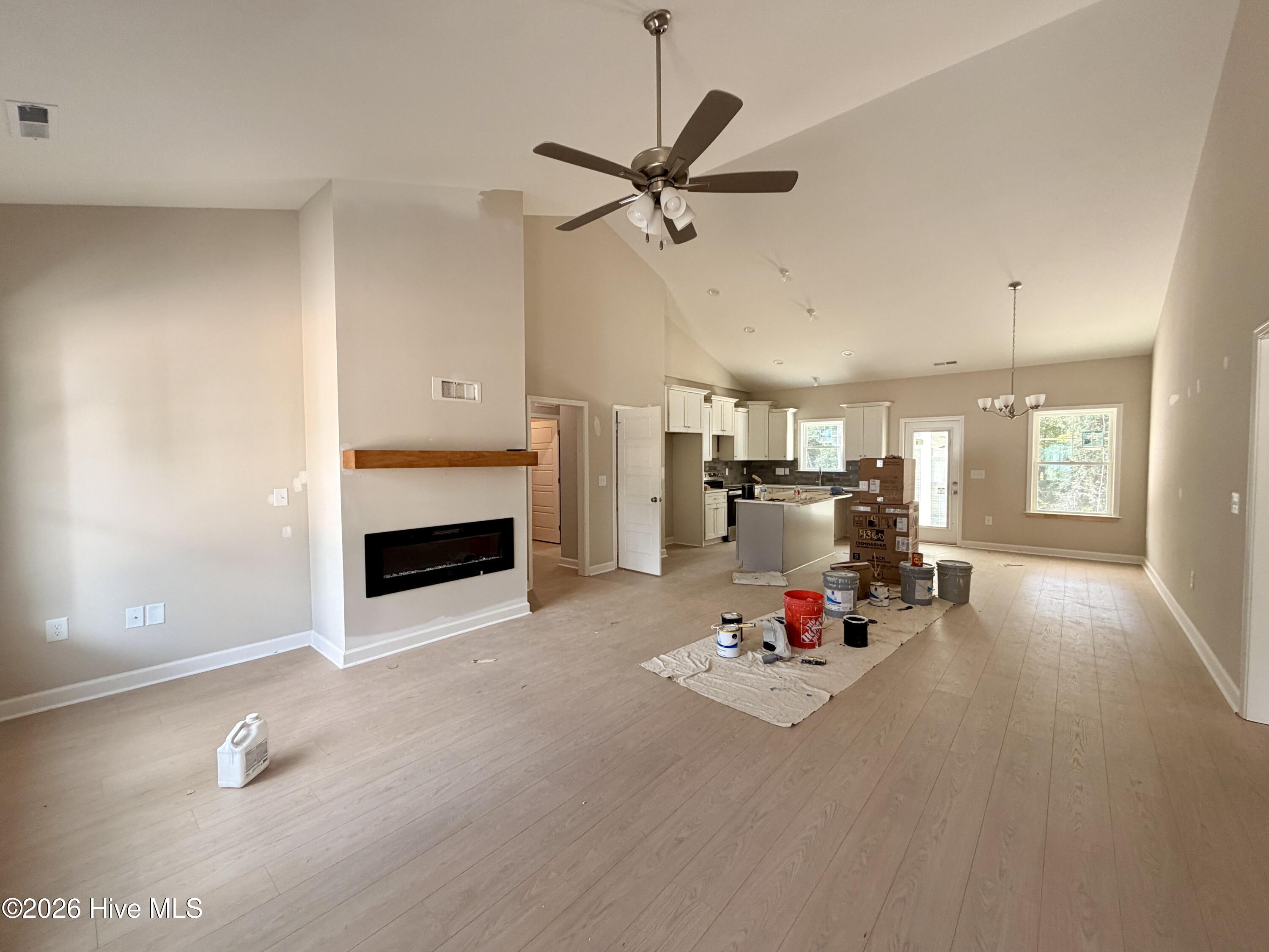 1702 Walnut Run Drive Property Photo 2