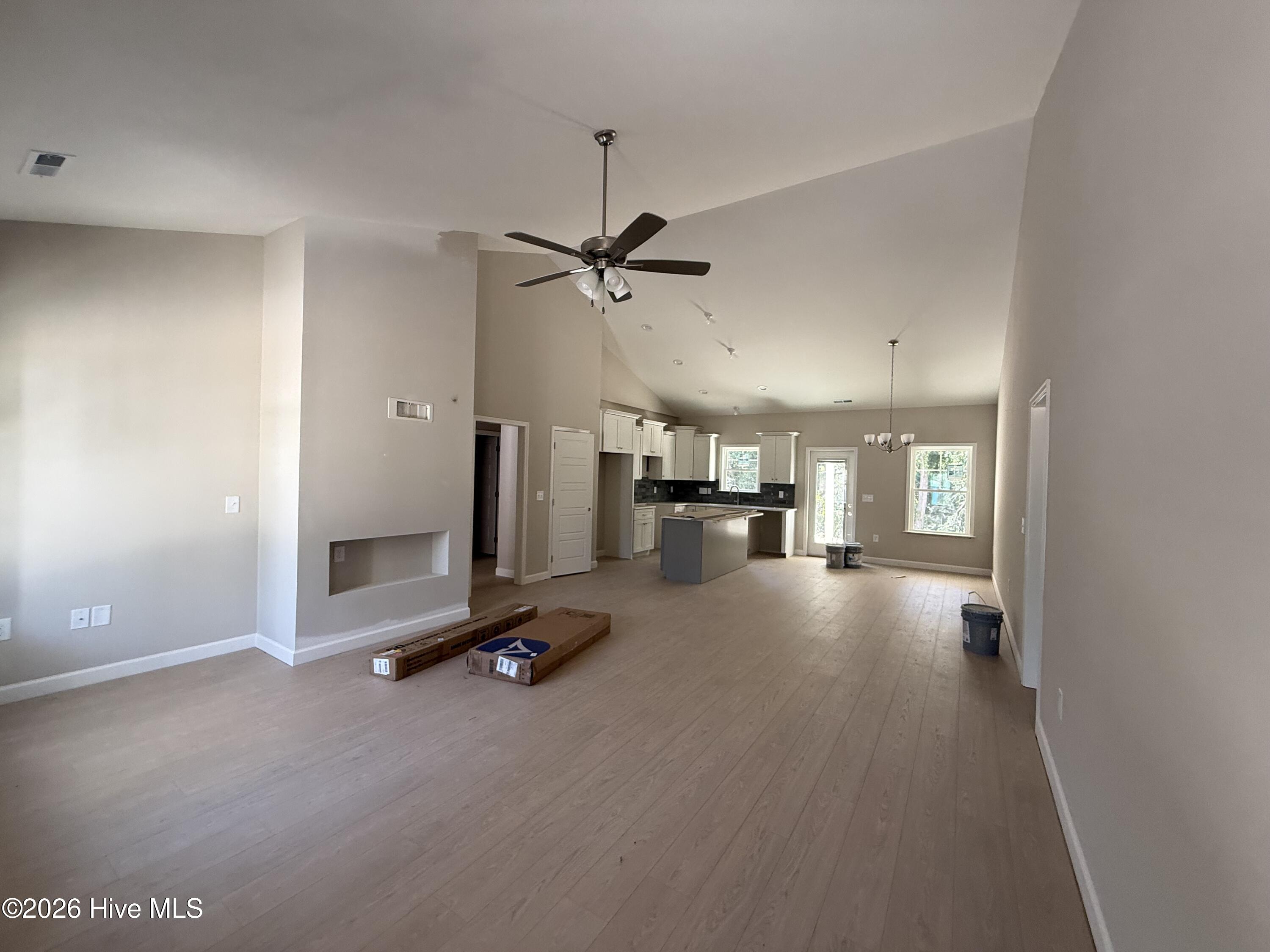 1702 Walnut Run Drive Property Photo 3