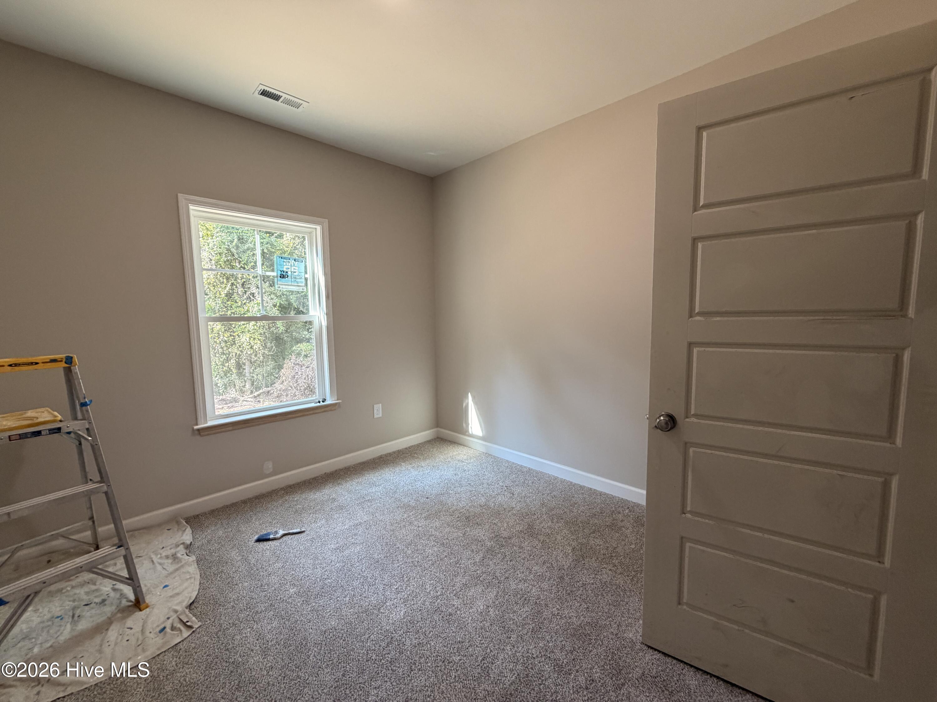 1702 Walnut Run Drive Property Photo 6