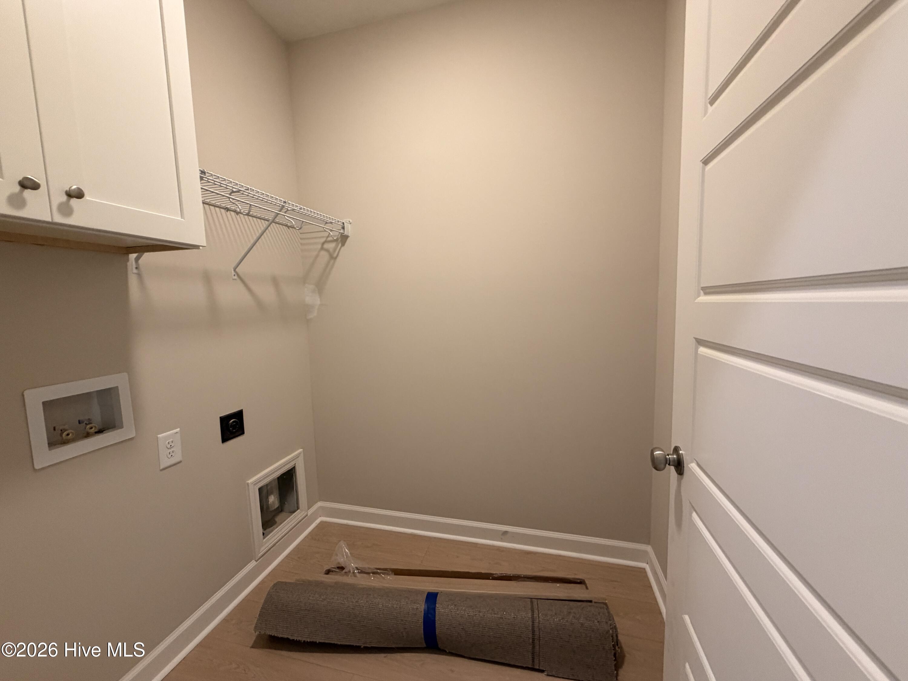1702 Walnut Run Drive Property Photo 7