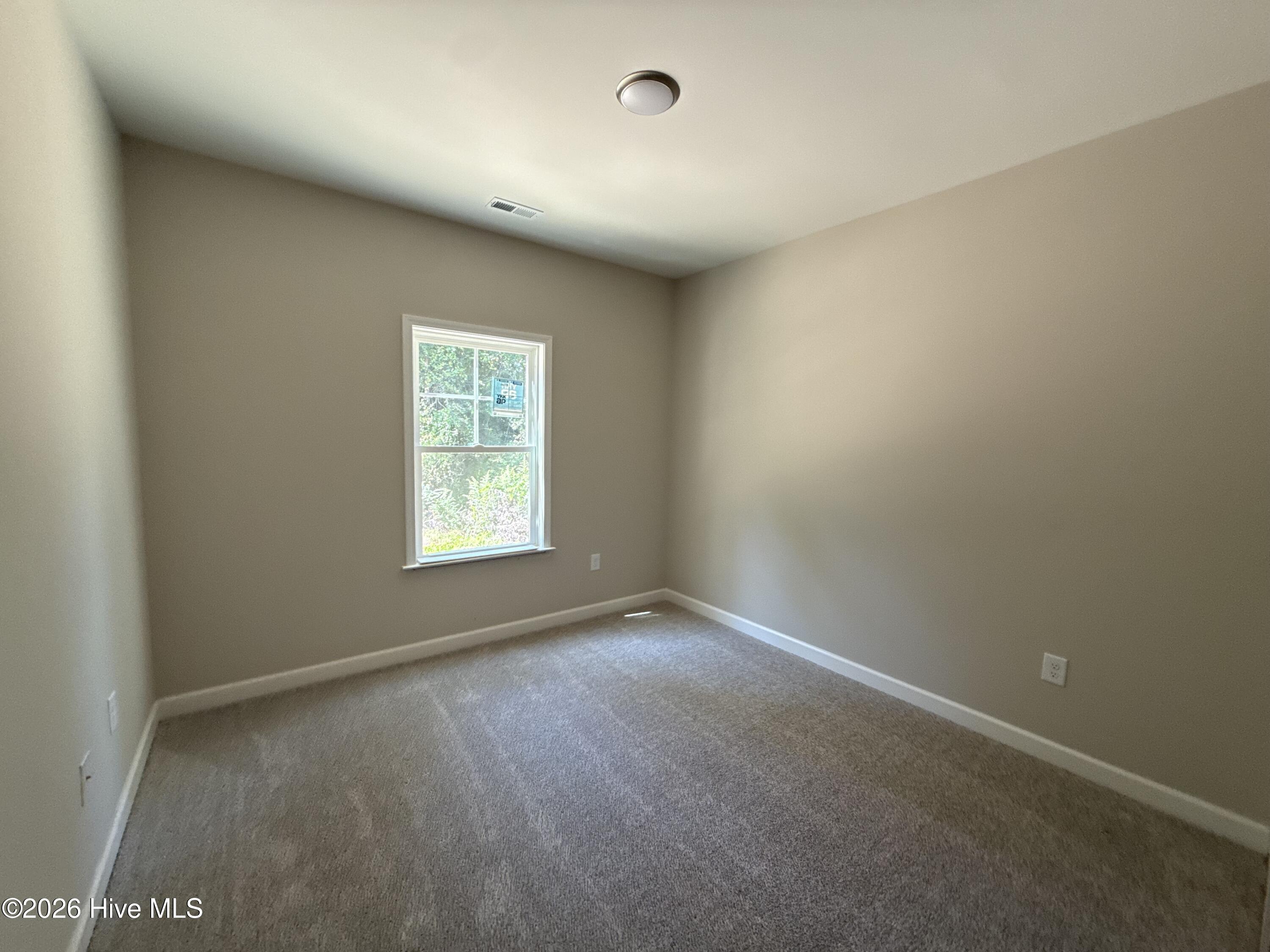1702 Walnut Run Drive Property Photo 8