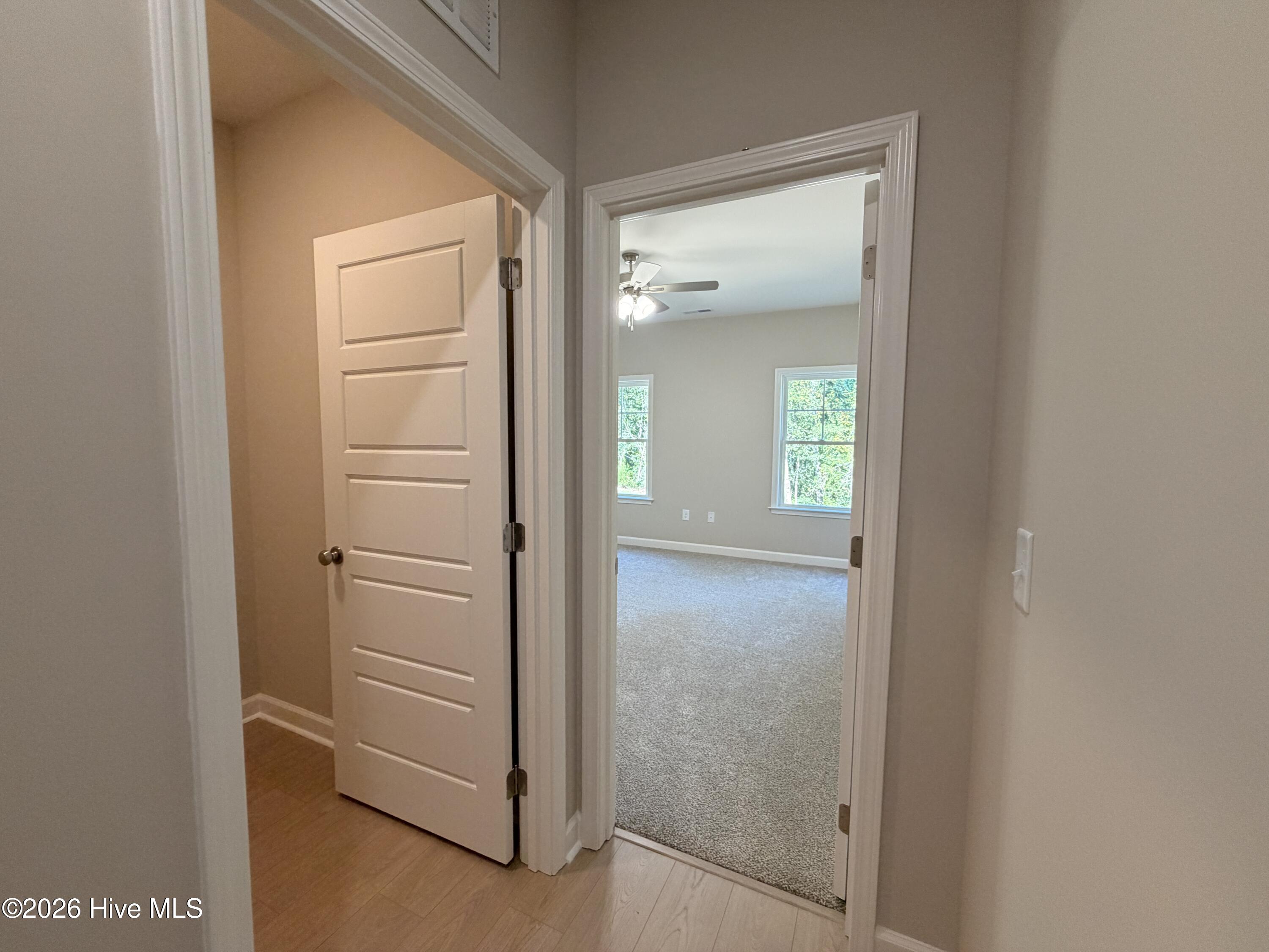 1702 Walnut Run Drive Property Photo 9