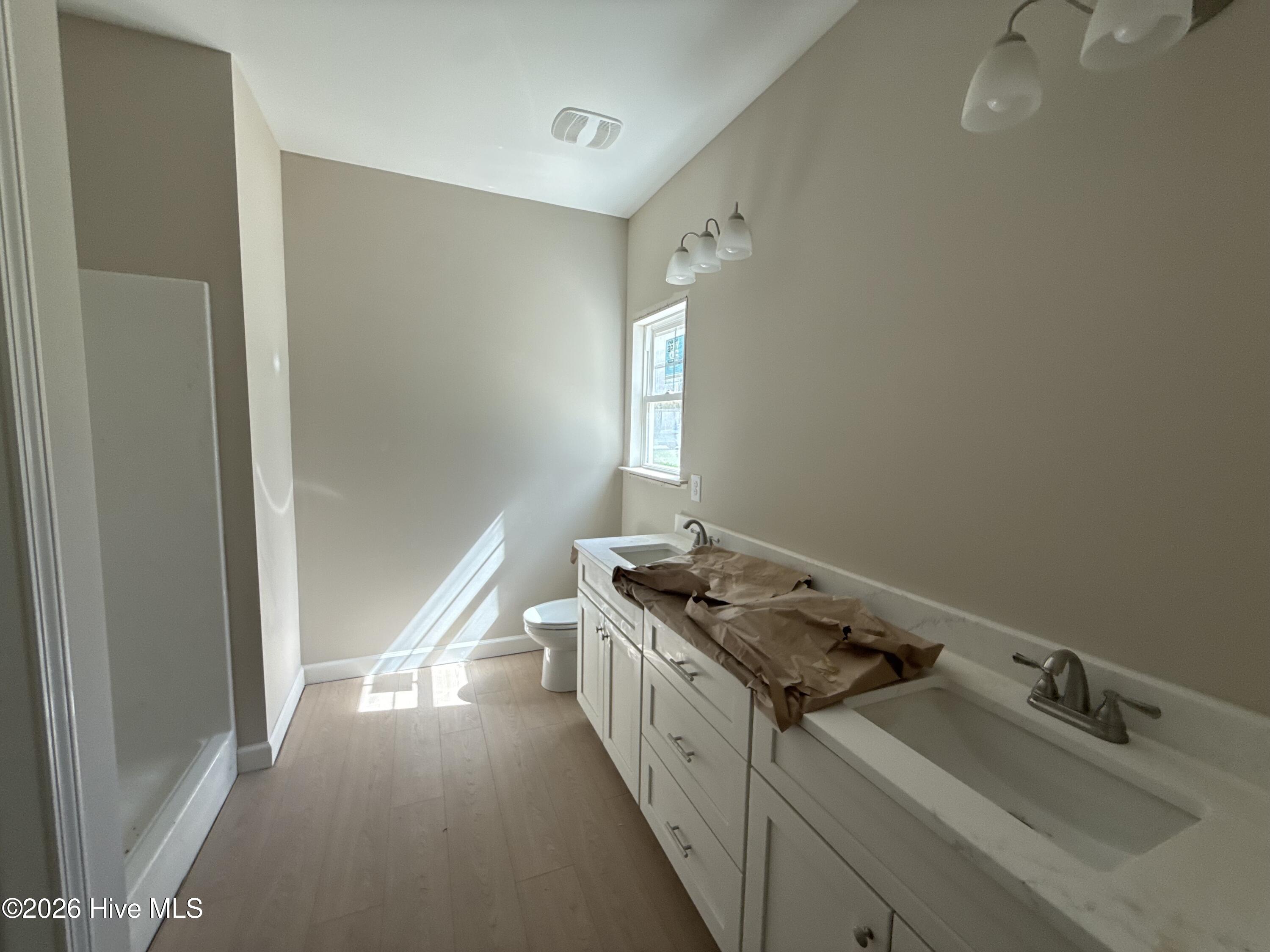 1702 Walnut Run Drive Property Photo 11