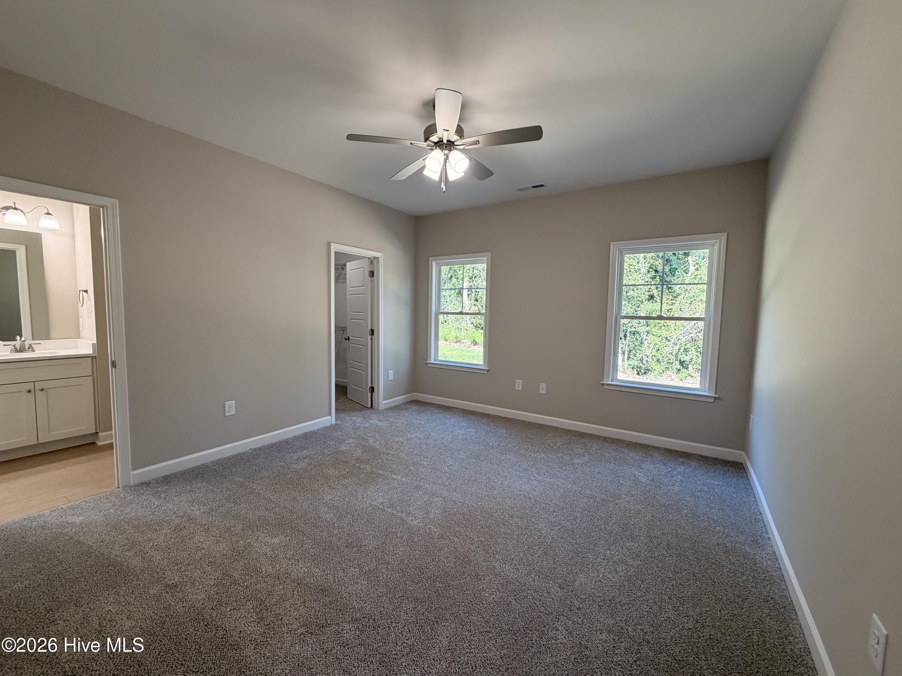 1702 Walnut Run Drive Property Photo 11