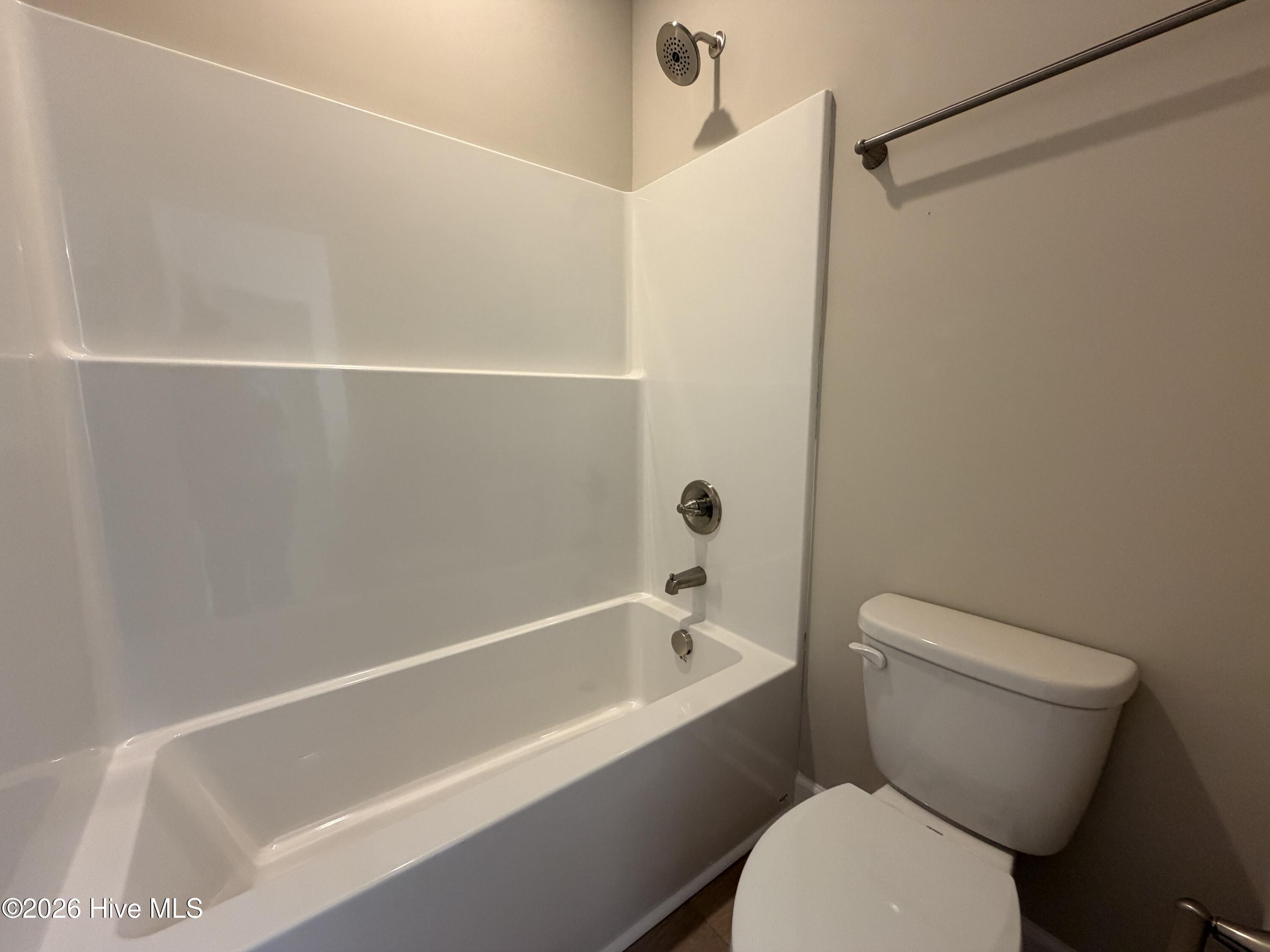 1702 Walnut Run Drive Property Photo 19