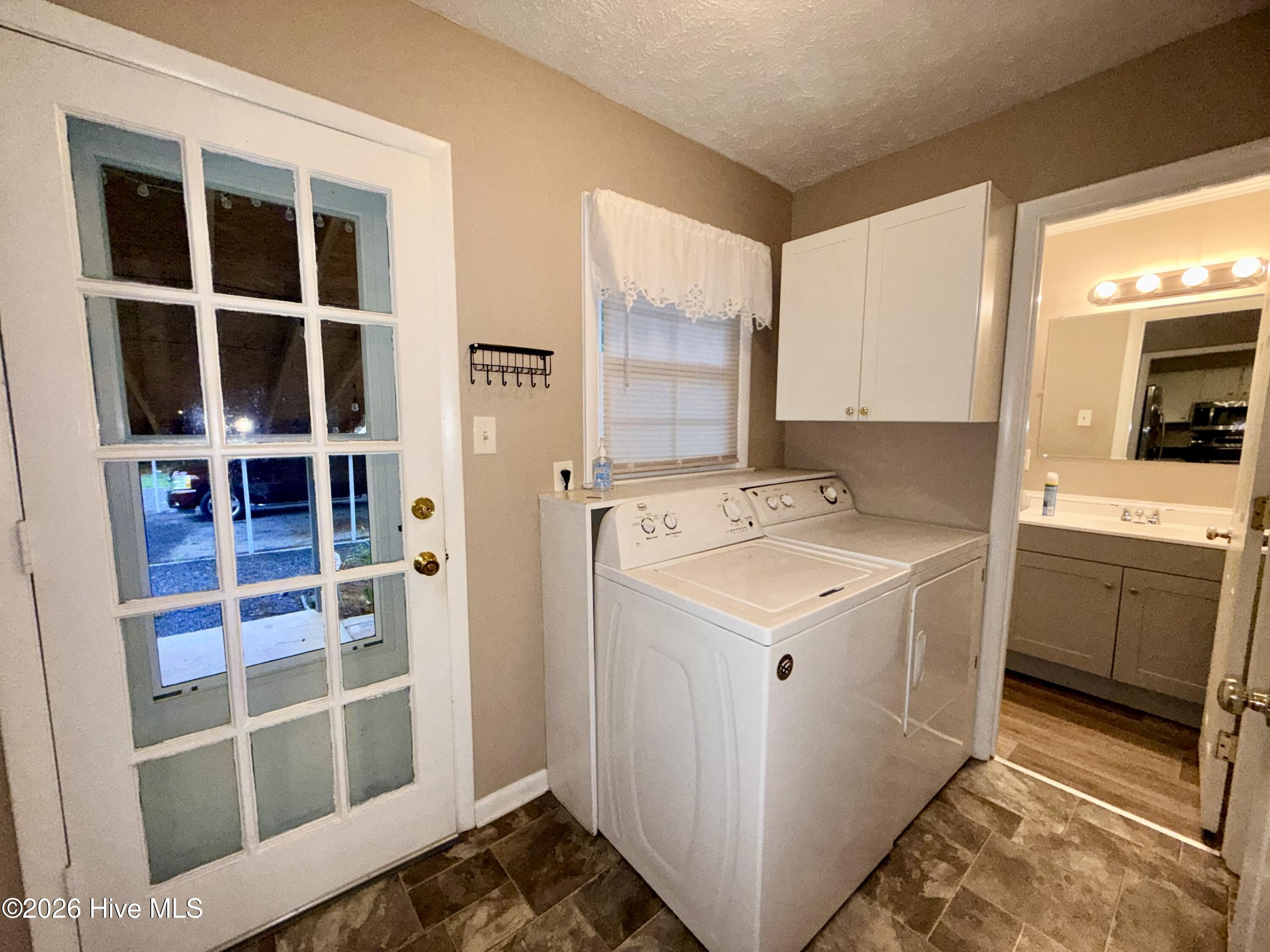 704 Highland Drive Property Photo 13