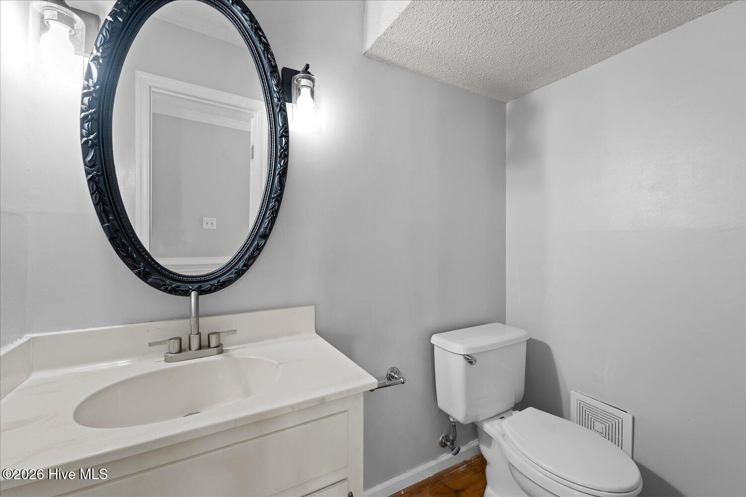 482 Fairfield Way Property Photo 16