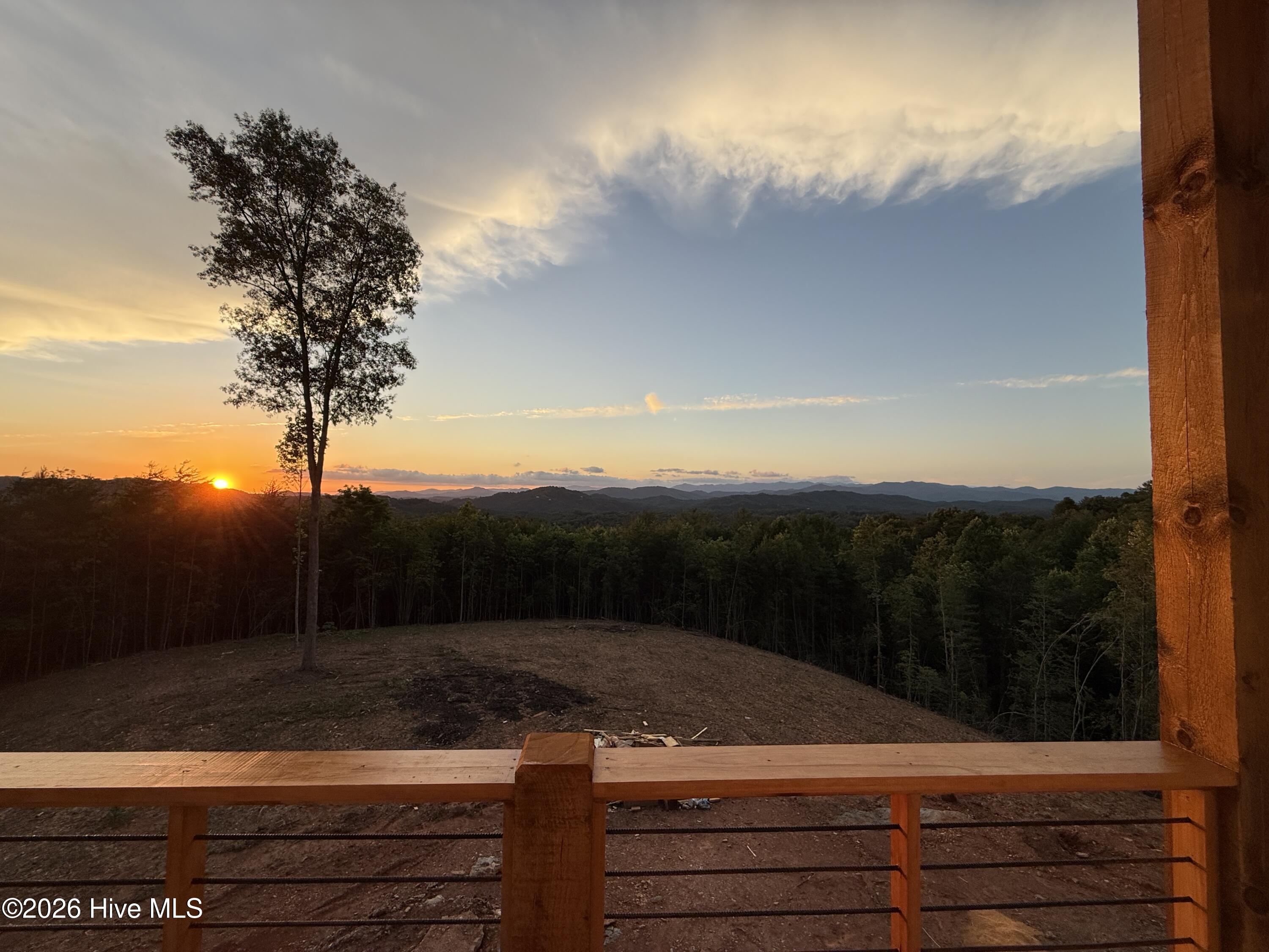 1280 Poor House Mountain Trail Property Photo 10