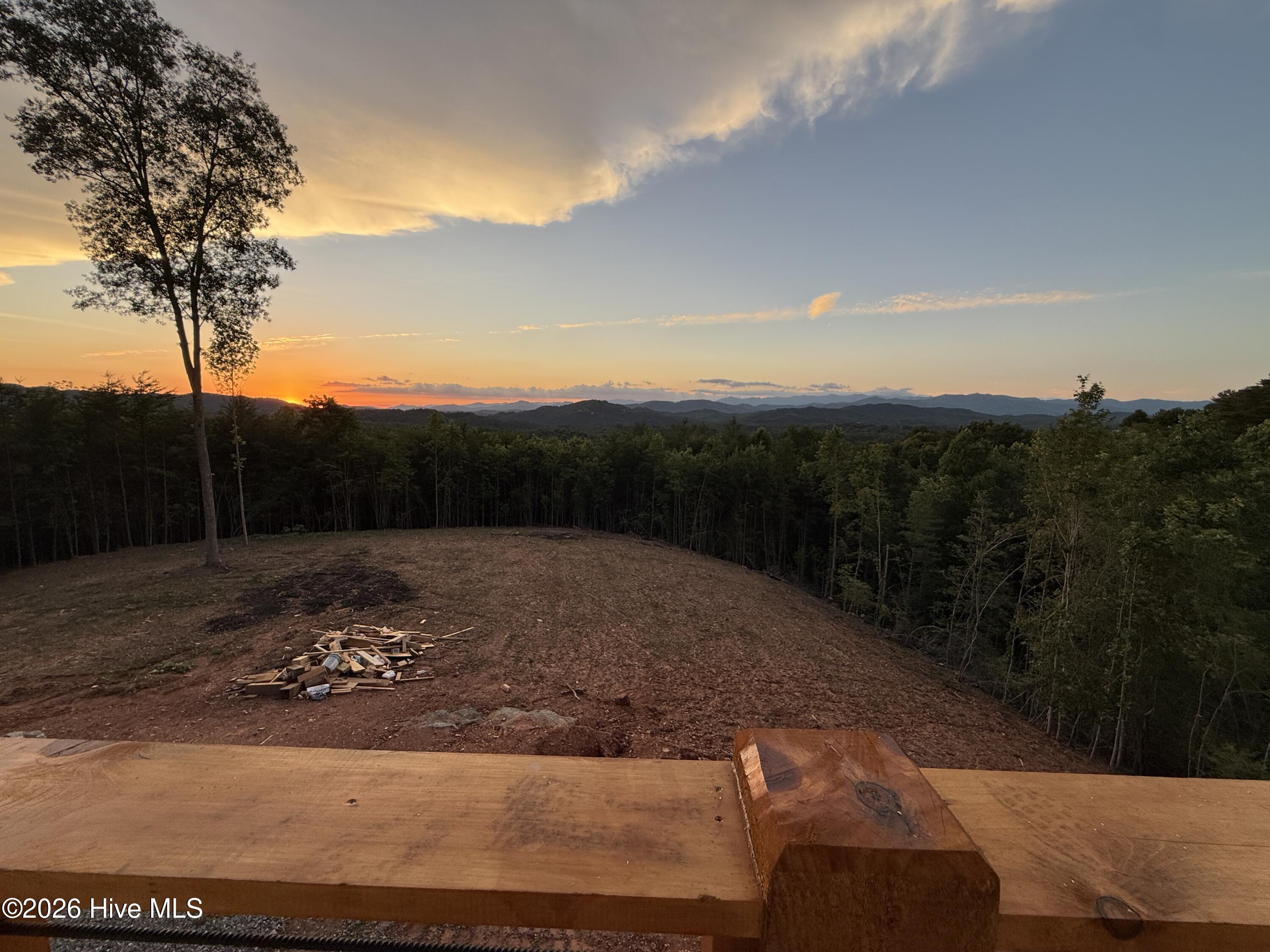 1280 Poor House Mountain Trail Property Photo 17