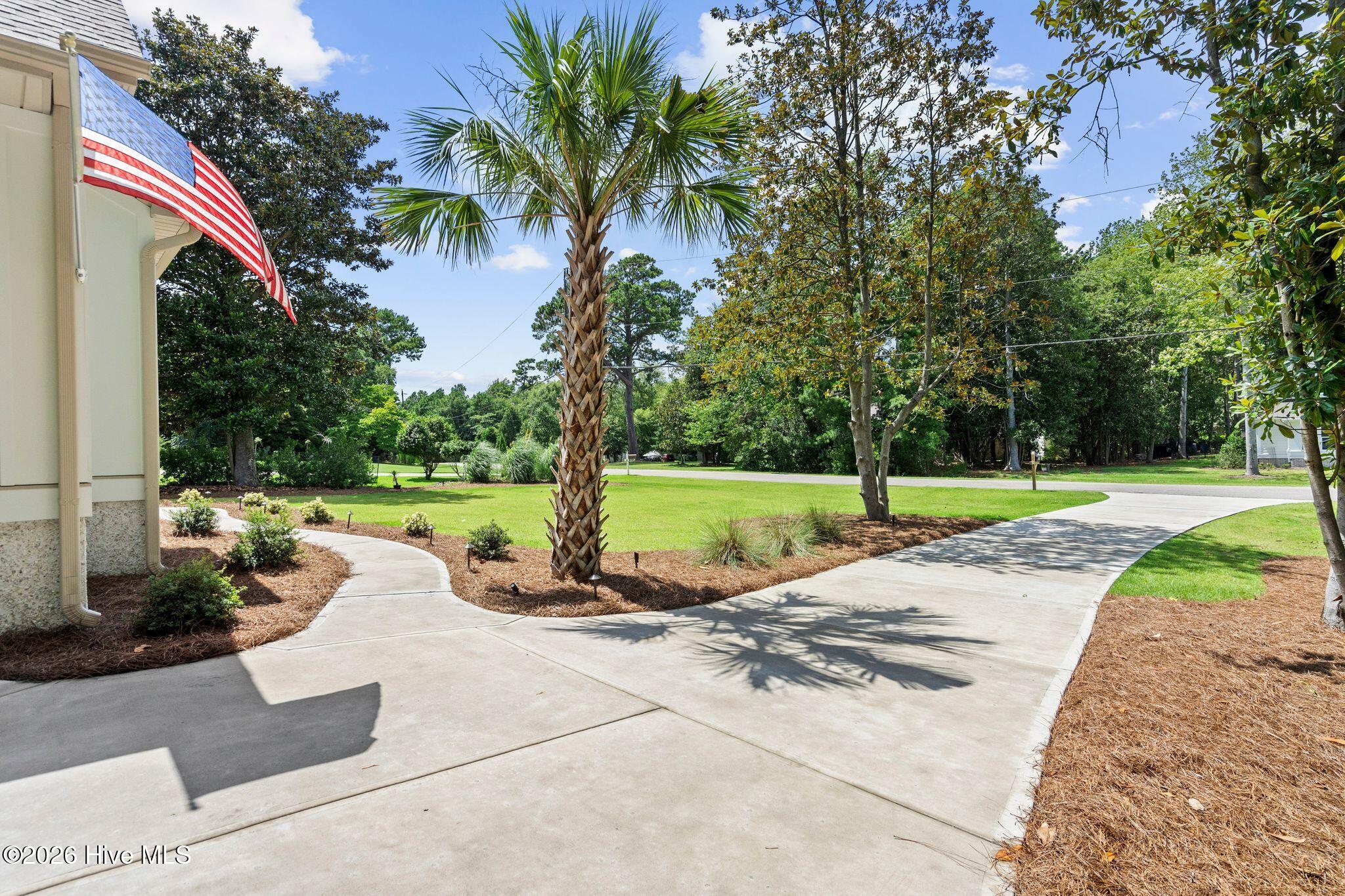 204 Gull Road Property Photo 3