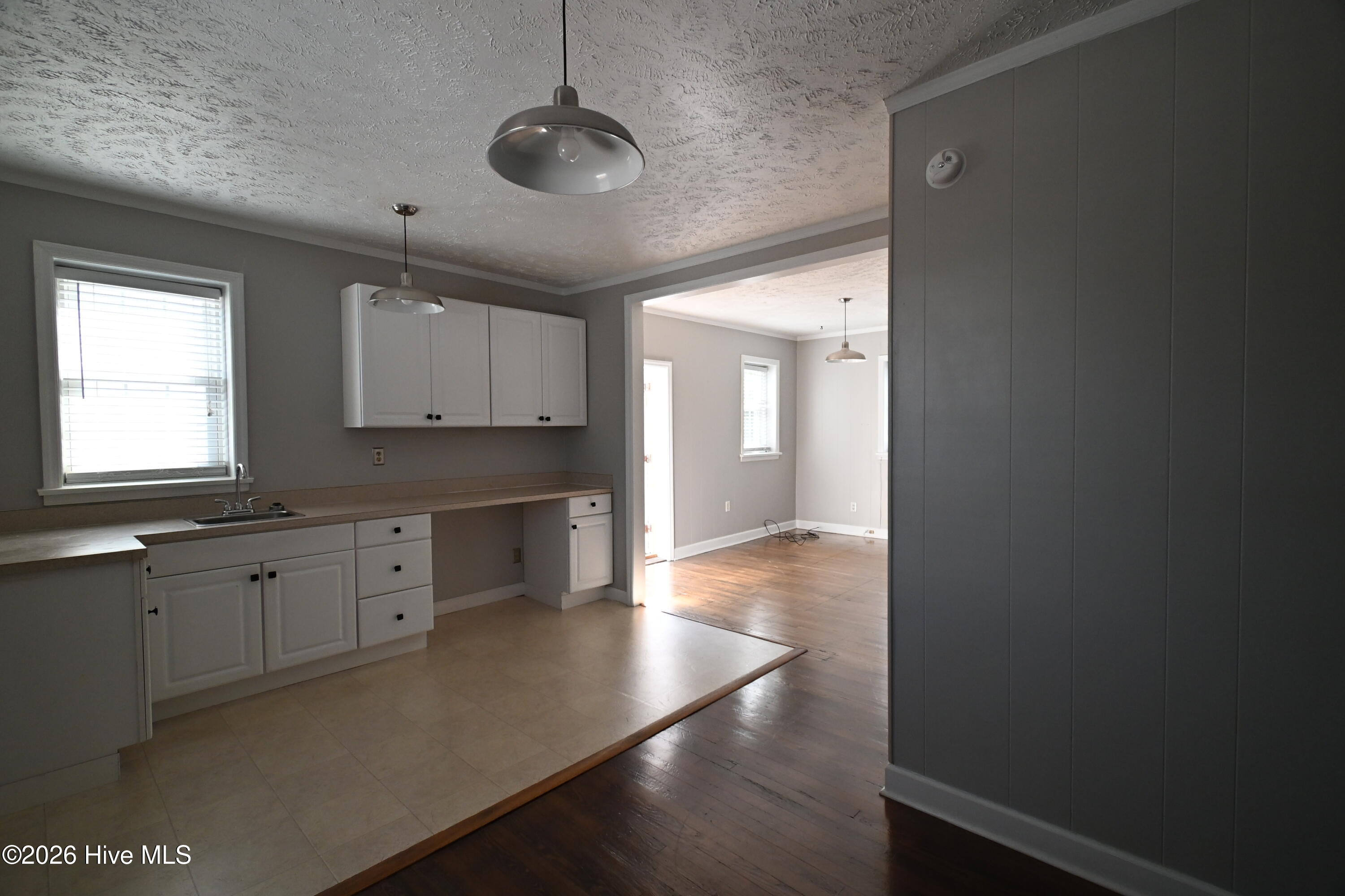 139 E Pennsylvania Avenue A2 Property Photo 5