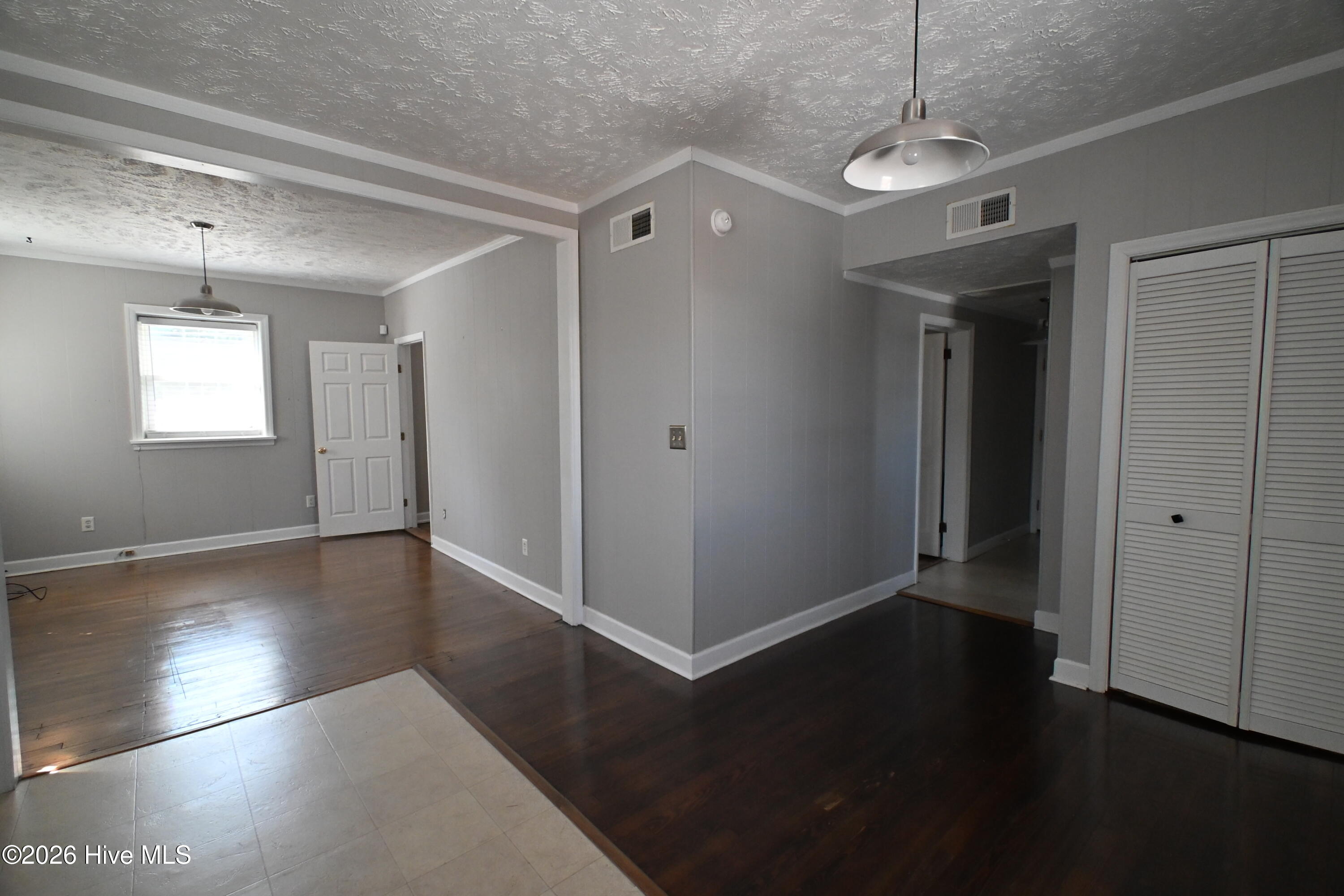 139 E Pennsylvania Avenue A2 Property Photo 6