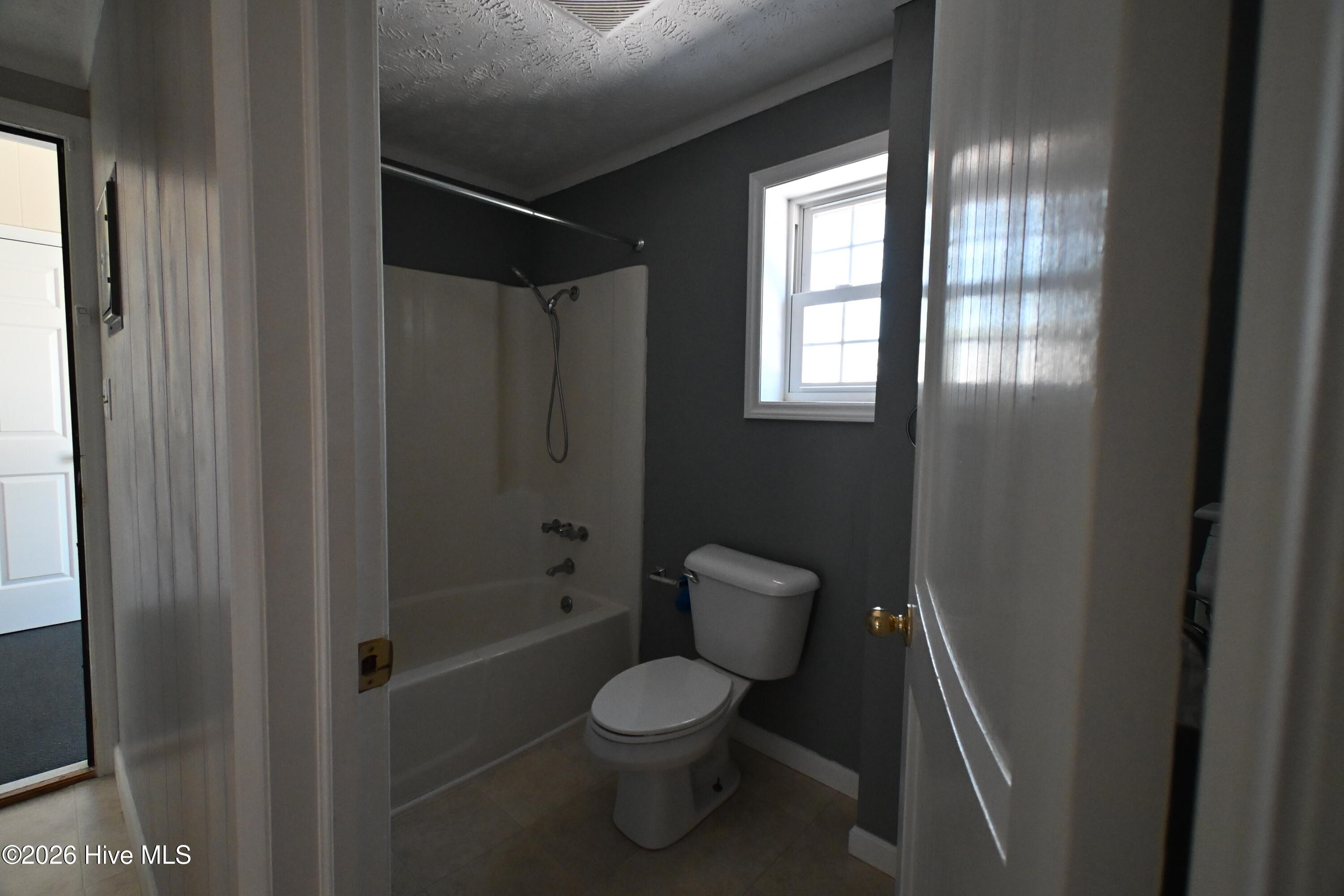 139 E Pennsylvania Avenue A2 Property Photo 9