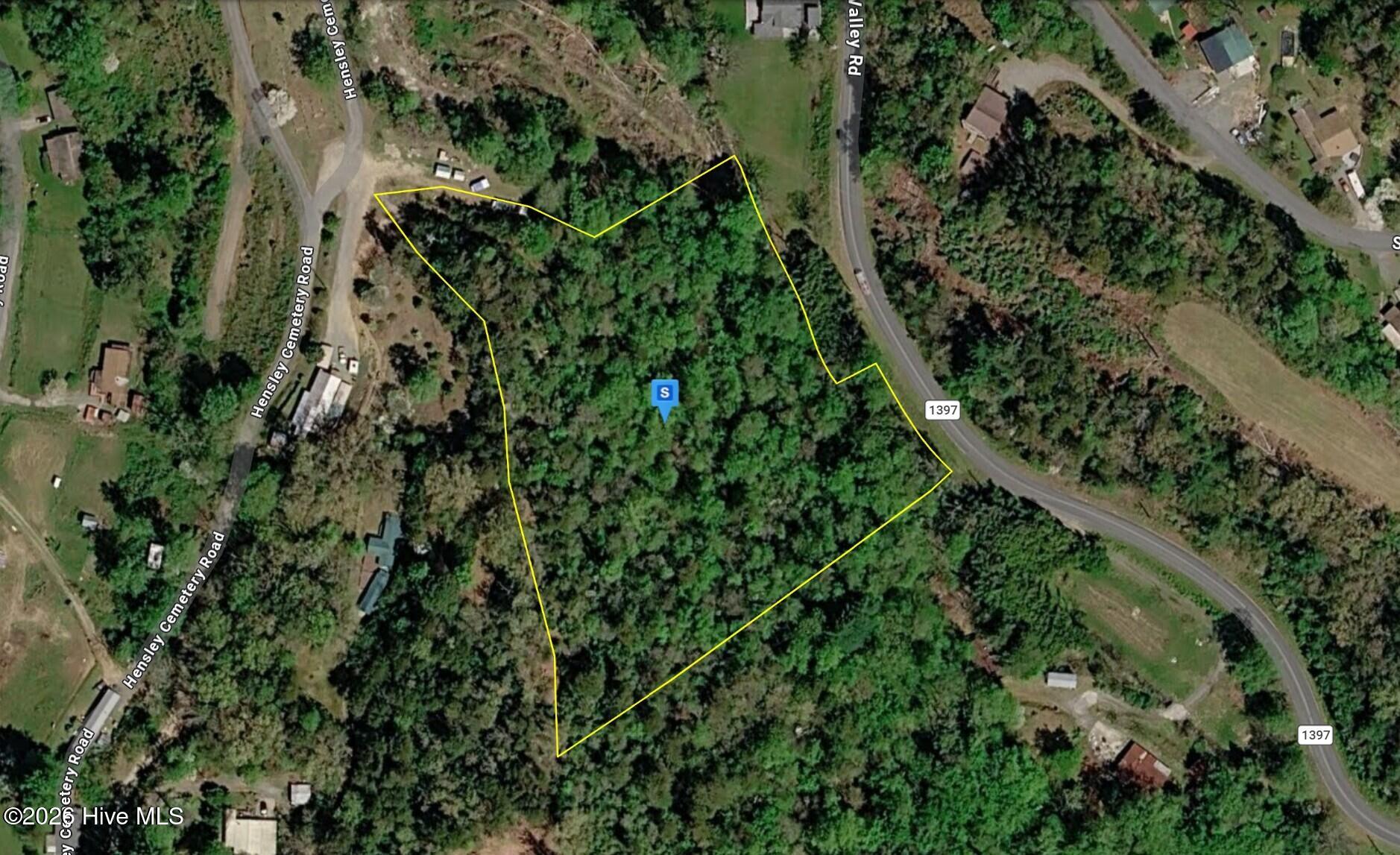 500 Hensley Cemetery Road Property Photo 1