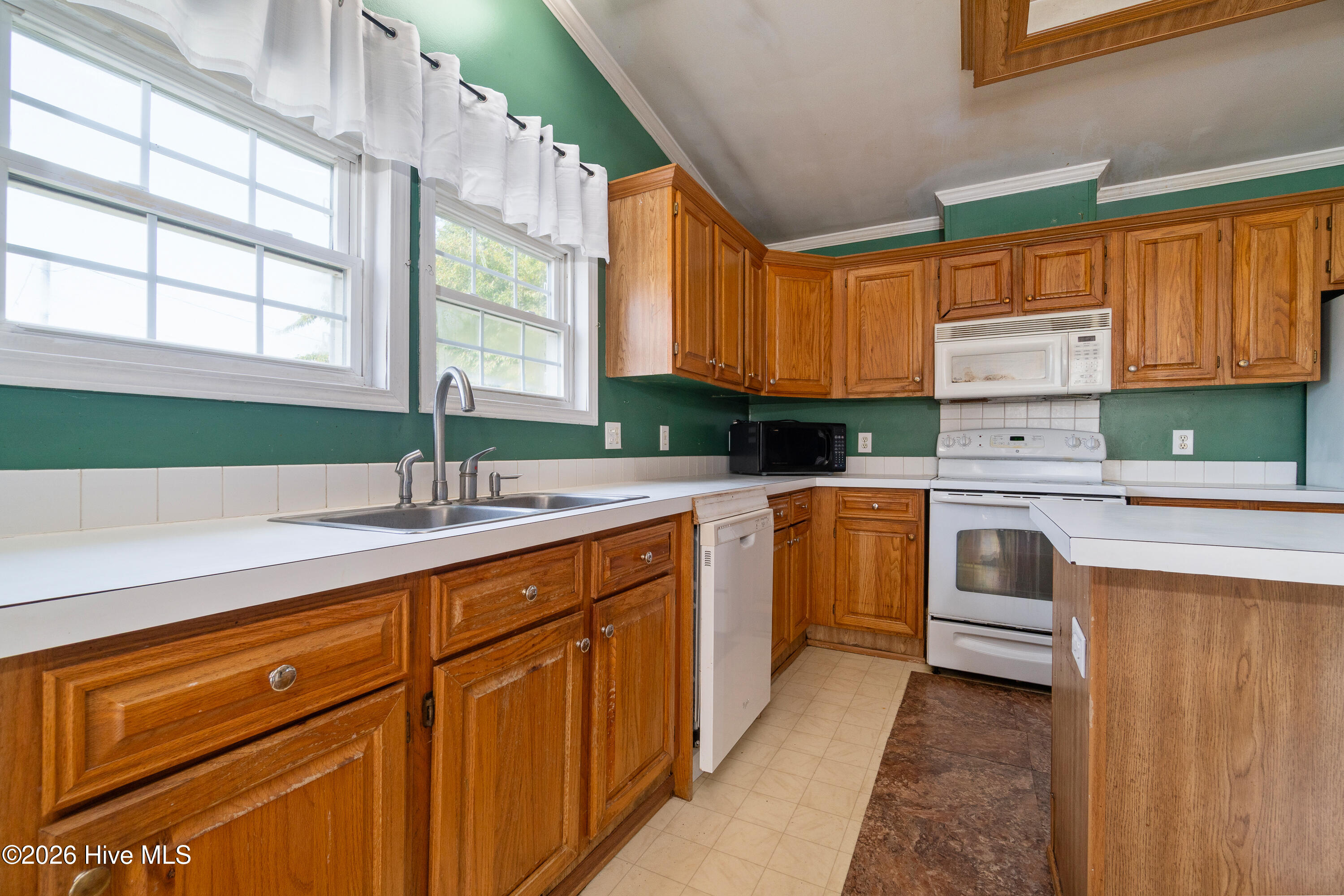 119 Dixon Drive Property Photo 11