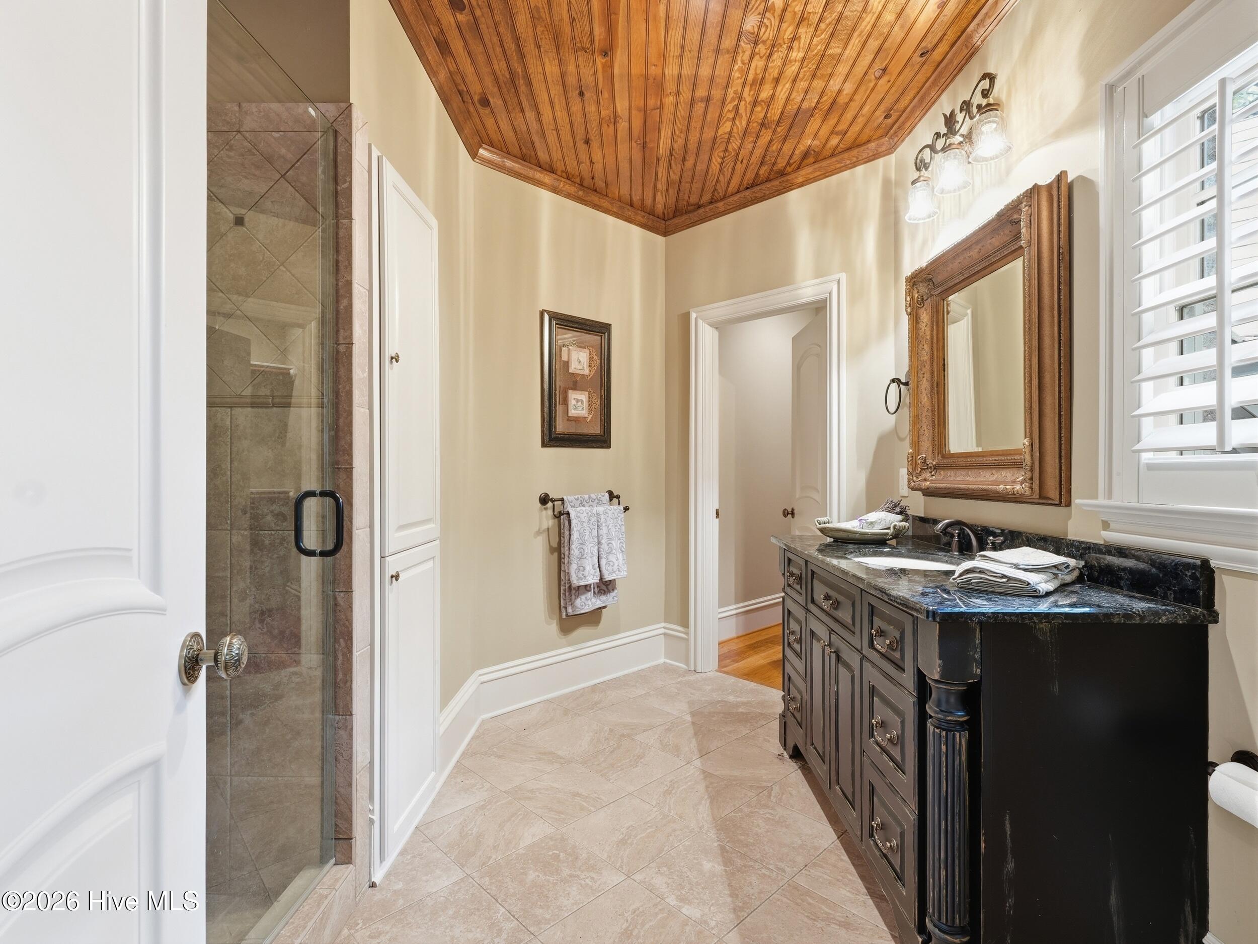 710 Lake Shore Drive Property Photo 19
