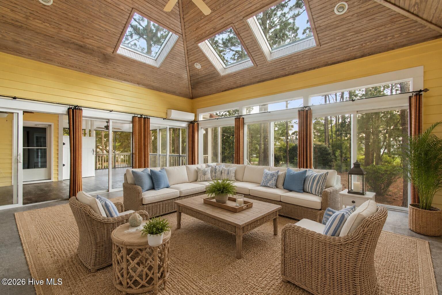 3961 Members Club Boulevard Property Photo 11