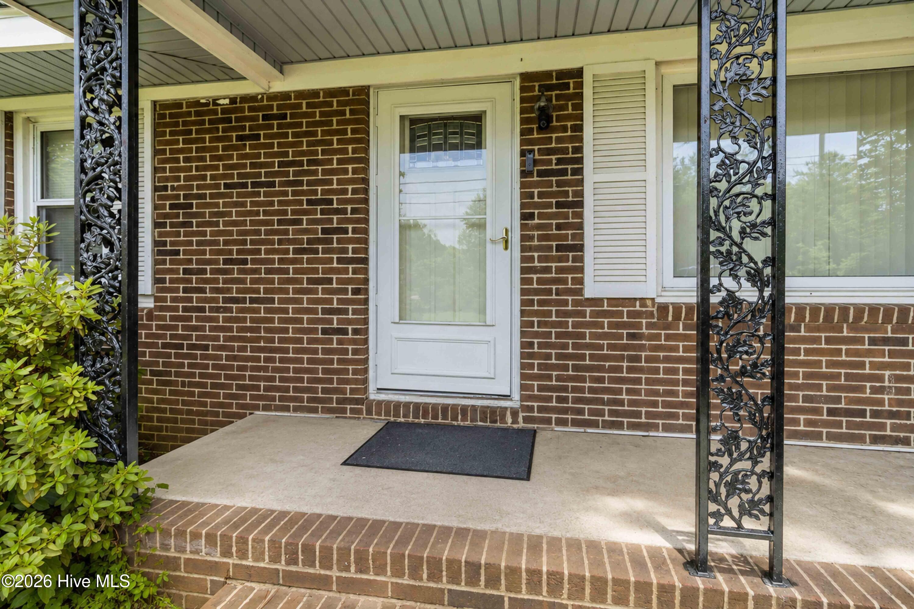 4910 White Oak Loop Property Photo 3