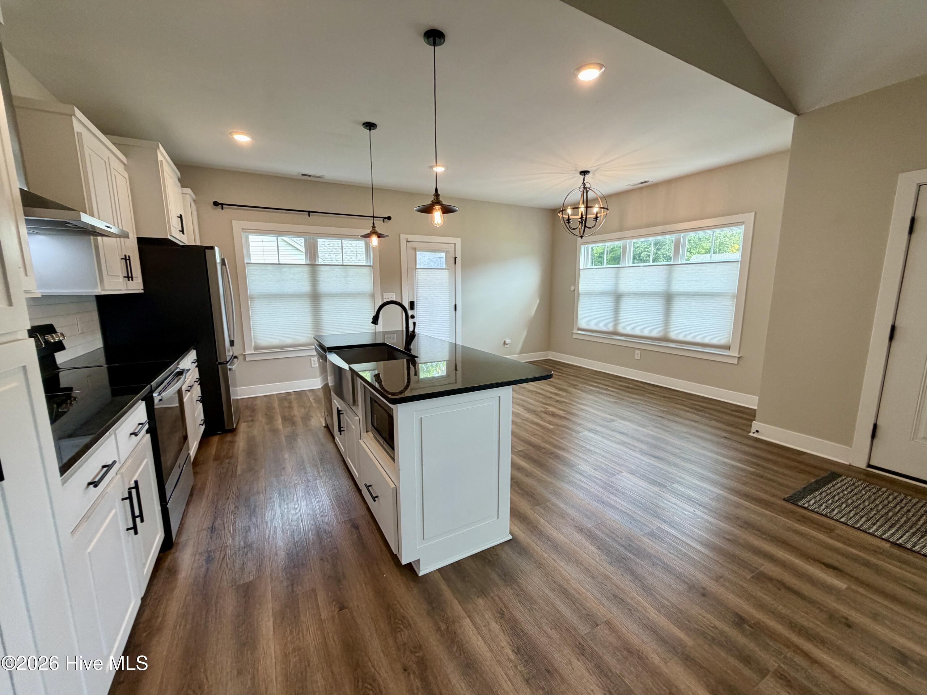 18 Wildberry Court Property Photo 10