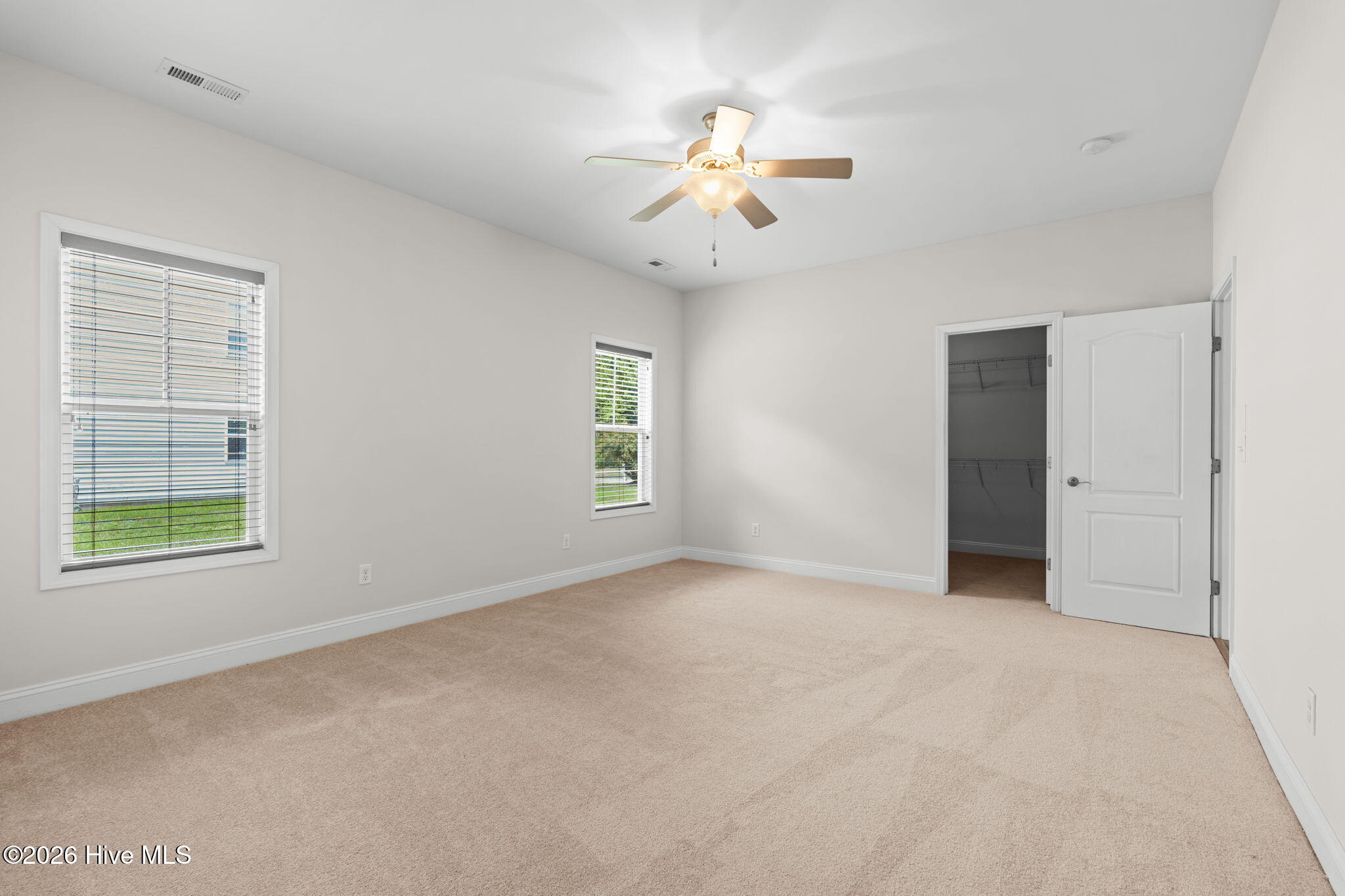 8064 W Highcroft Drive Ne Property Photo 22