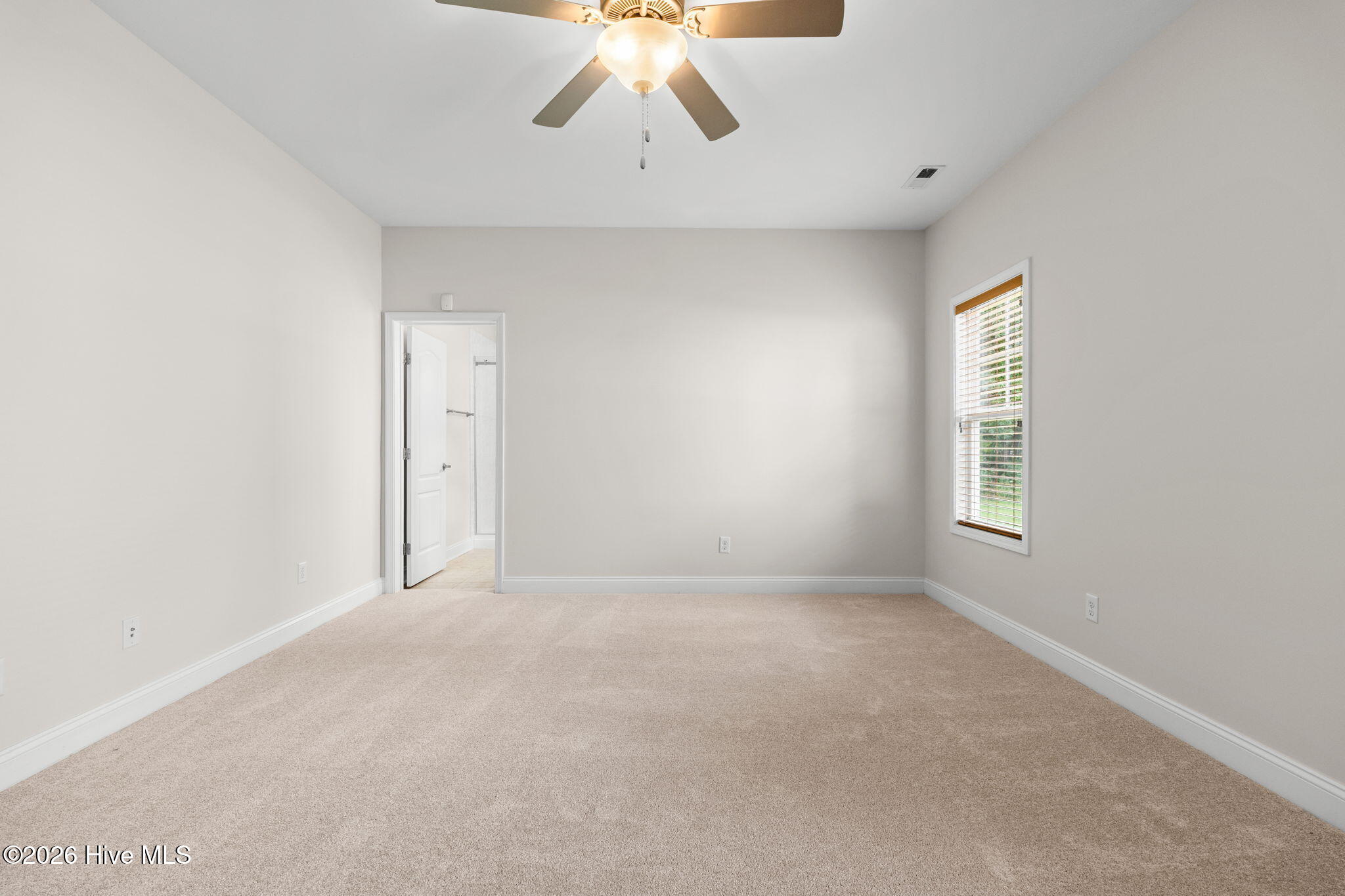 8064 W Highcroft Drive Ne Property Photo 34
