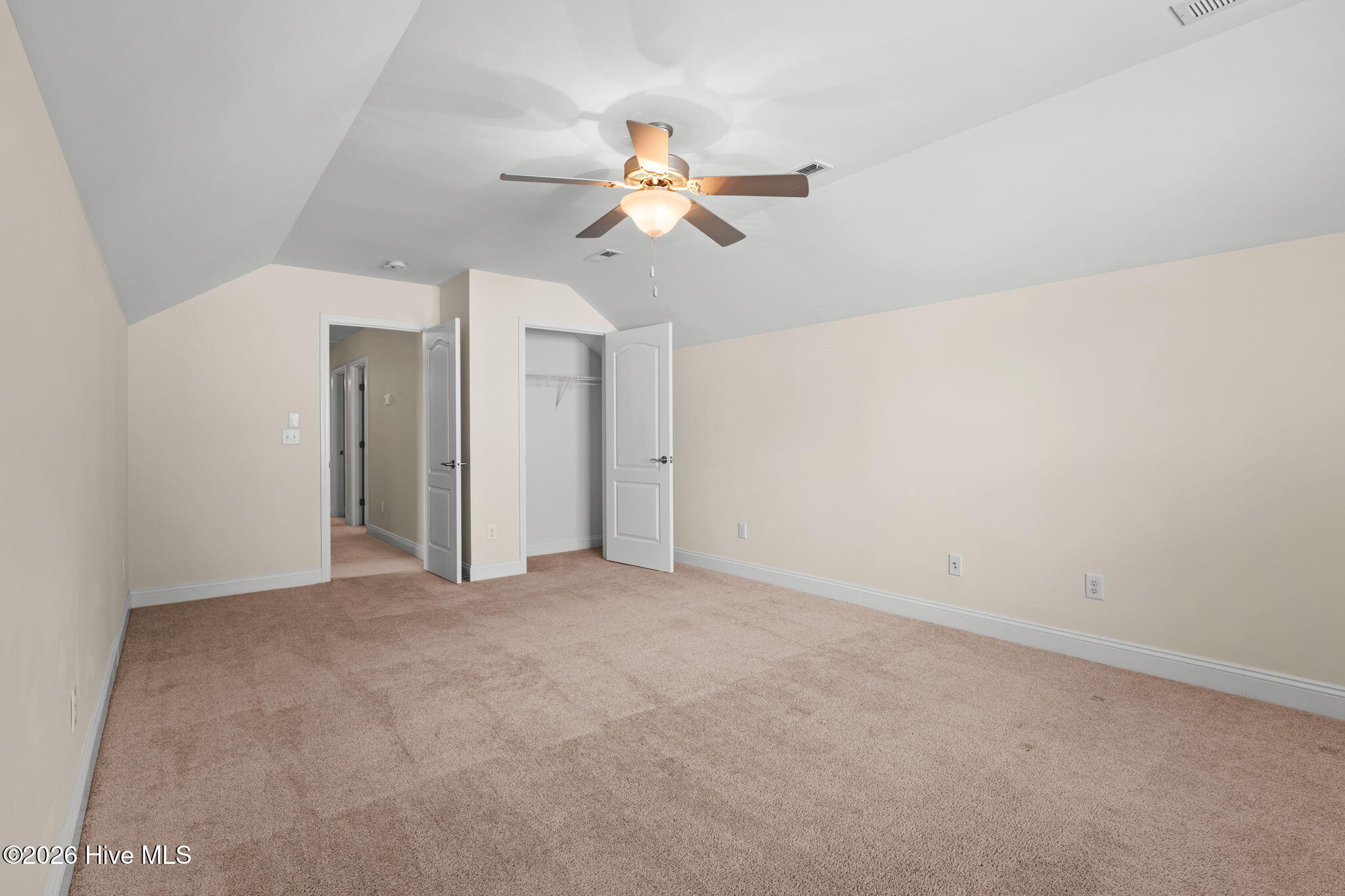 8064 W Highcroft Drive Ne Property Photo 42