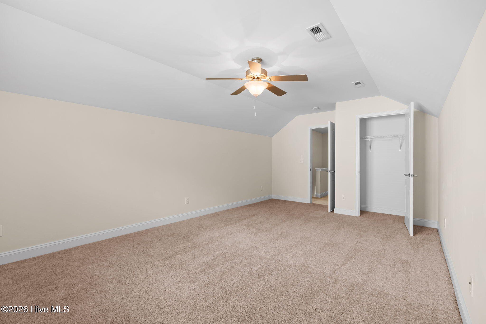 8064 W Highcroft Drive Ne Property Photo 44