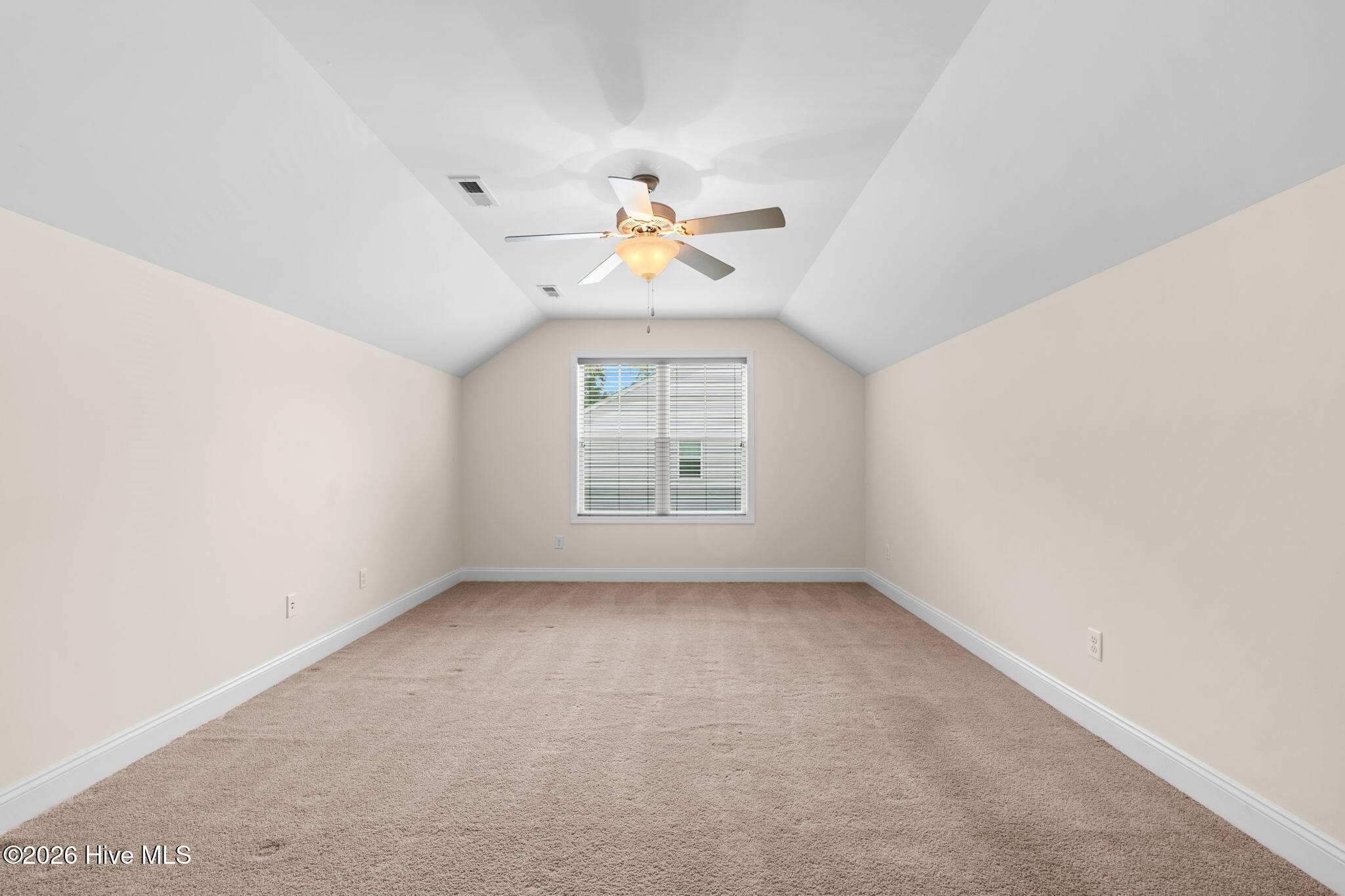 8064 W Highcroft Drive Ne Property Photo 45