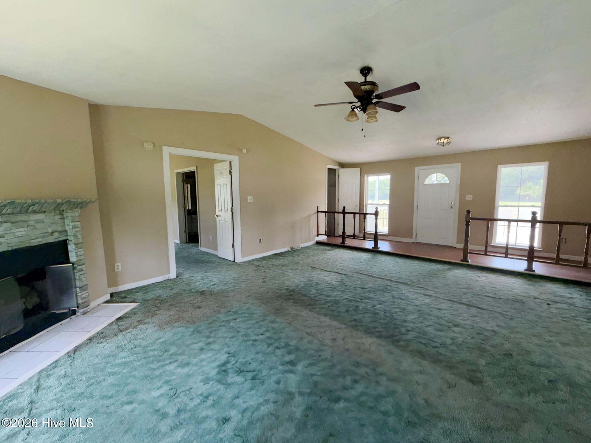 38 Banks Road Property Photo 7