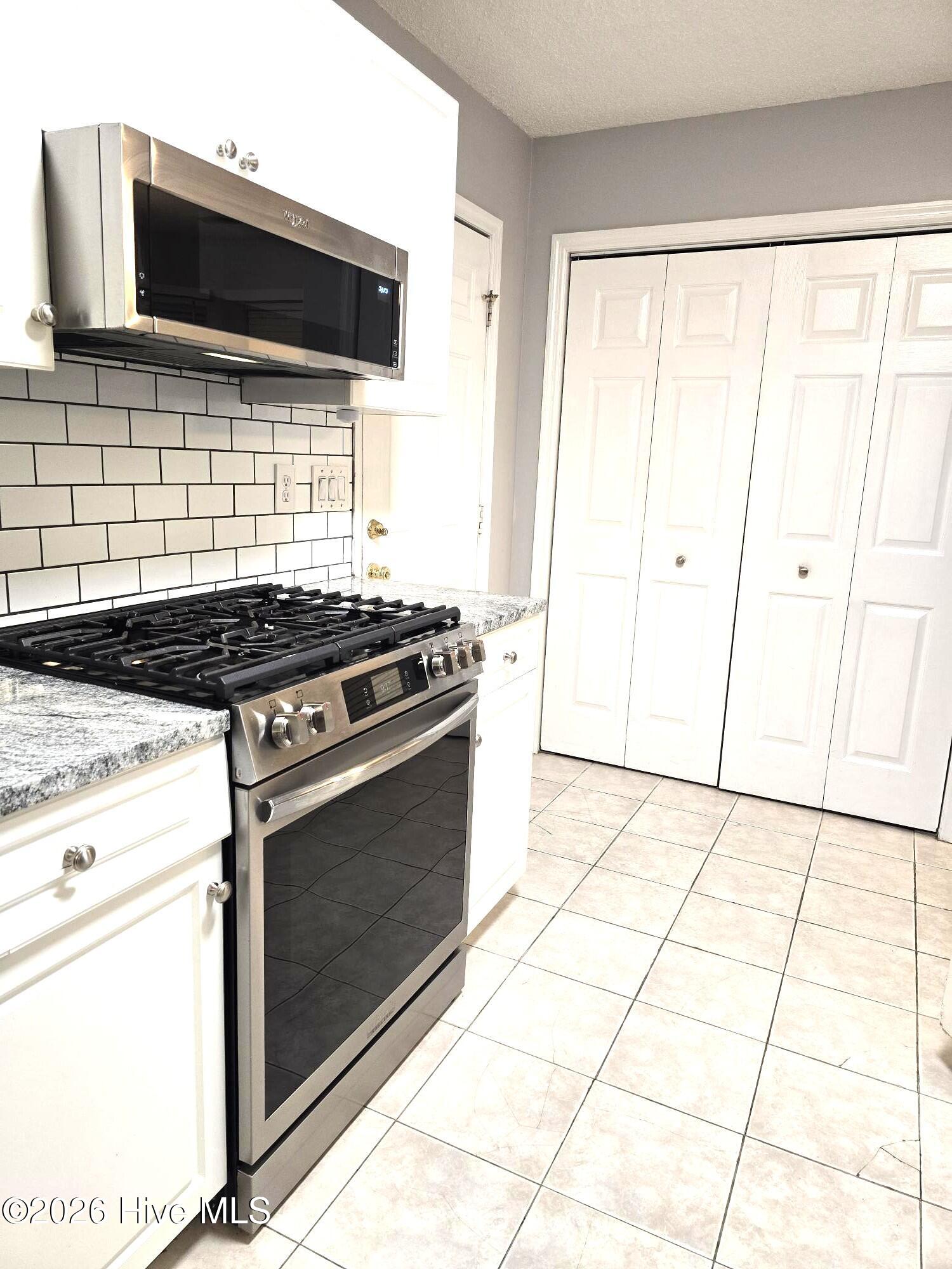 883 Pine Valley Road Property Photo 4