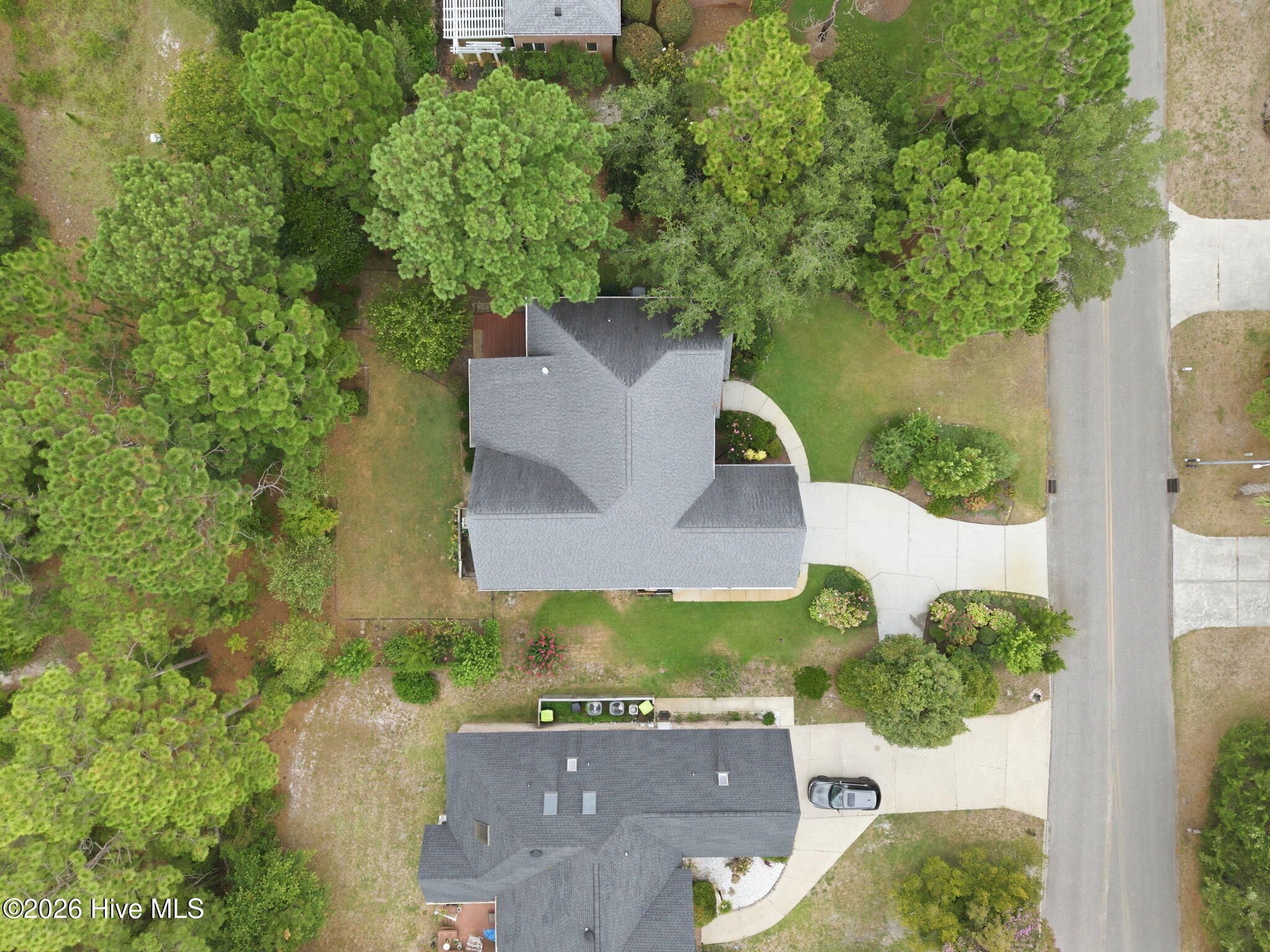 8712 Sedgley Drive Property Photo 5