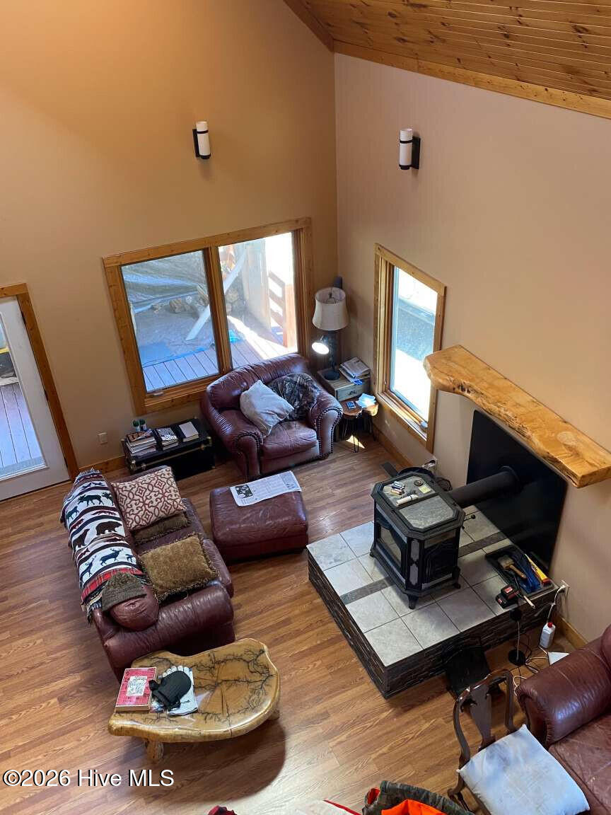 1491 Snowbird Road Property Photo 6
