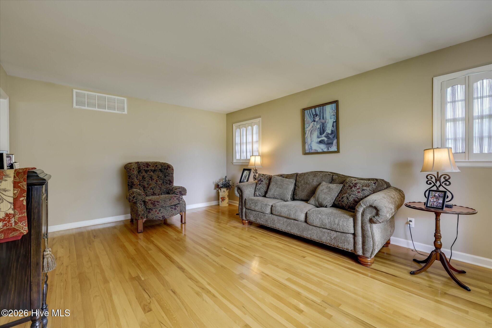 113 Midland Drive Property Photo 11