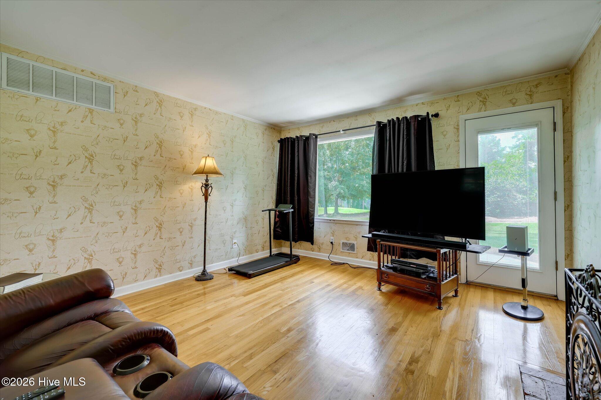 113 Midland Drive Property Photo 32