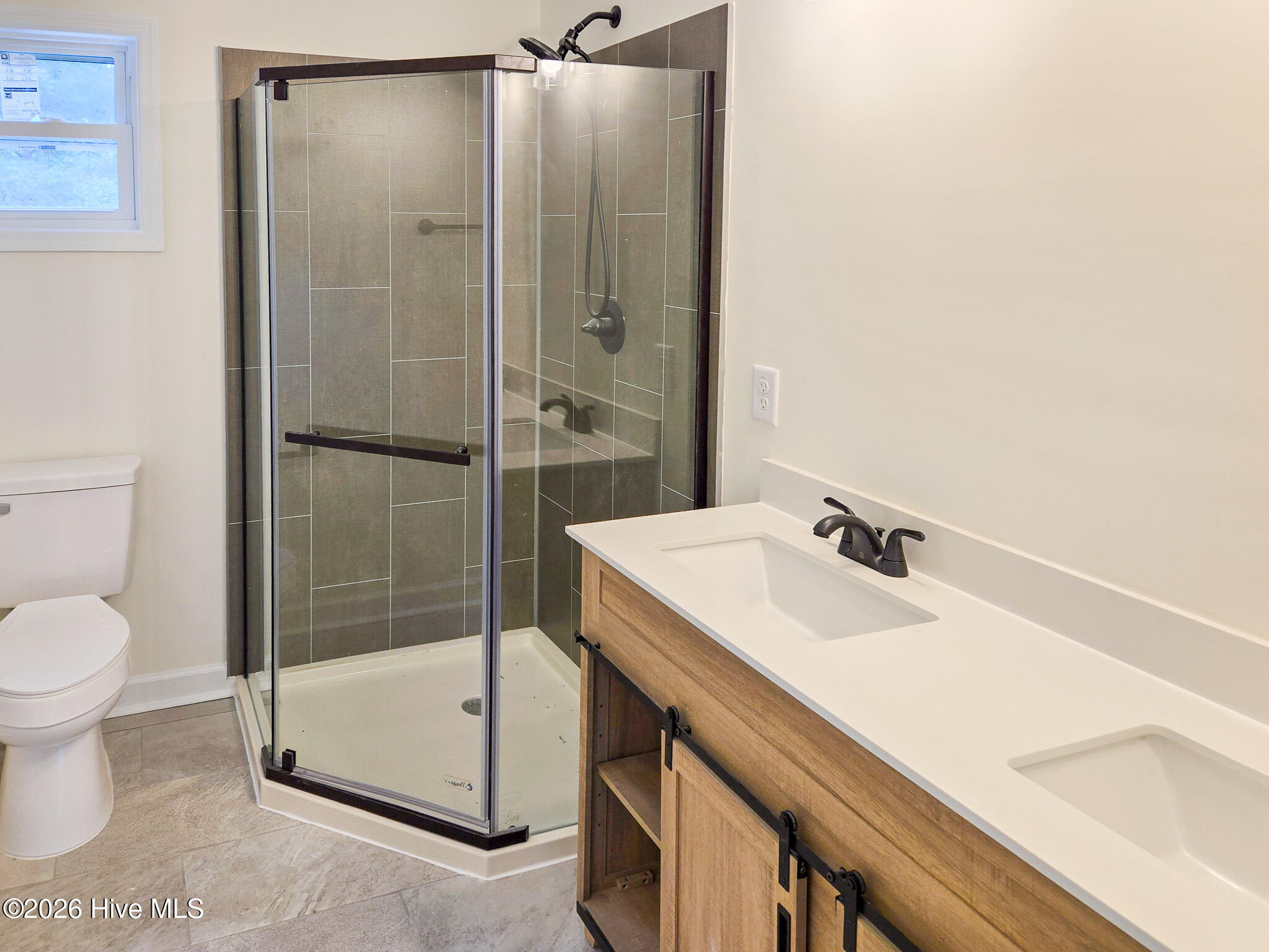 308 Pearson Street N Property Photo 10
