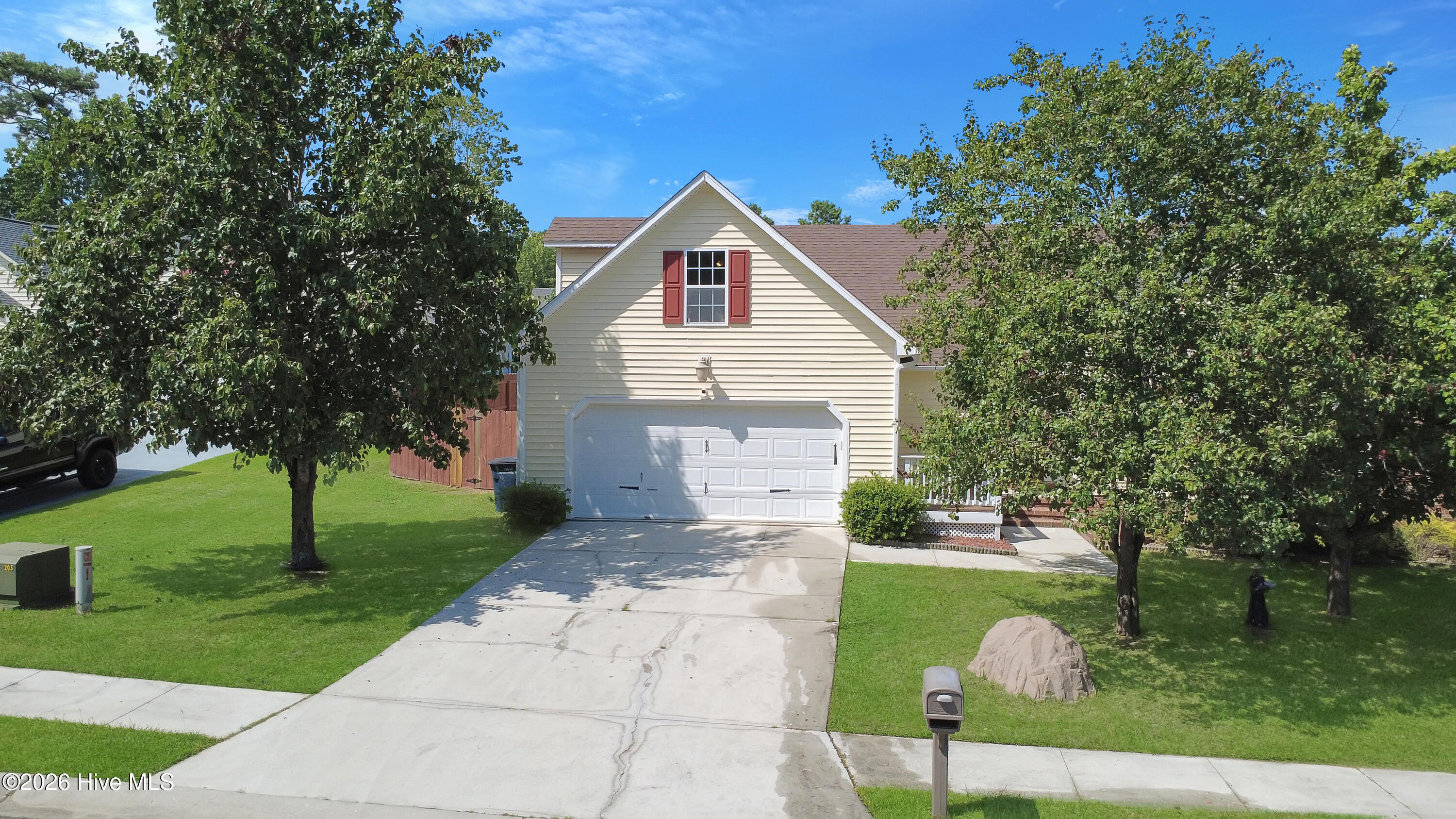 102 Winfall Court Property Photo 2