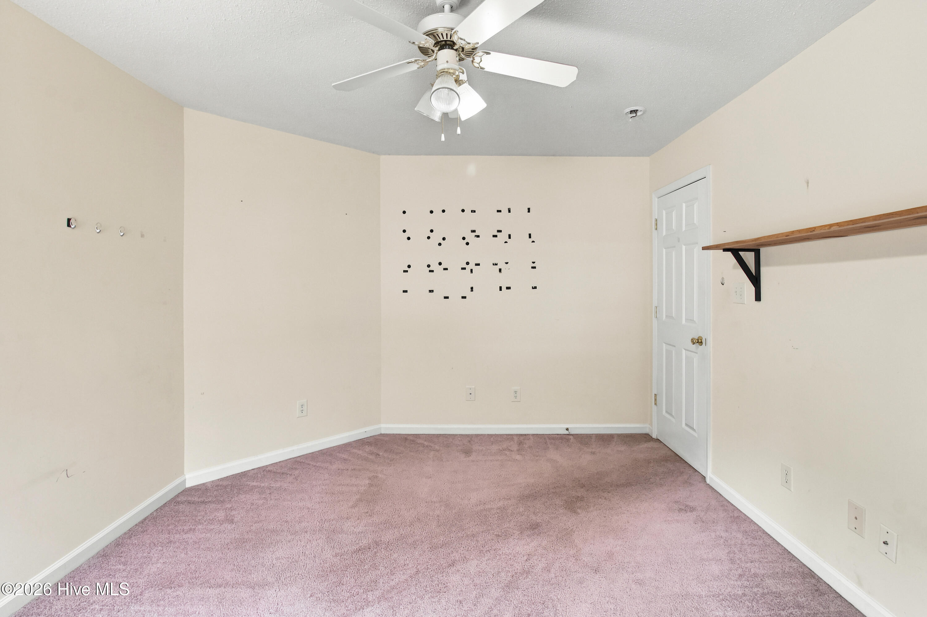102 Winfall Court Property Photo 12