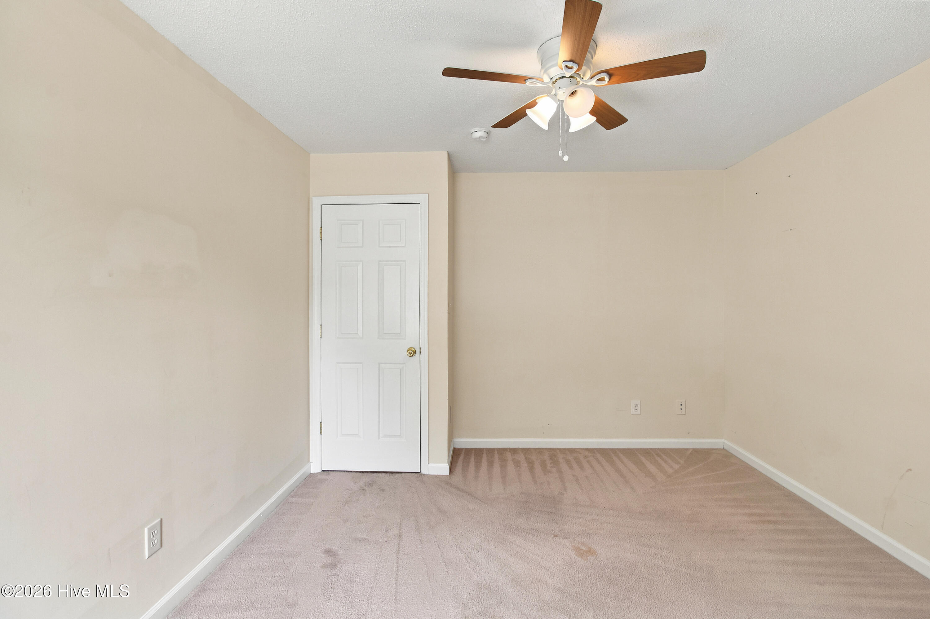 102 Winfall Court Property Photo 16