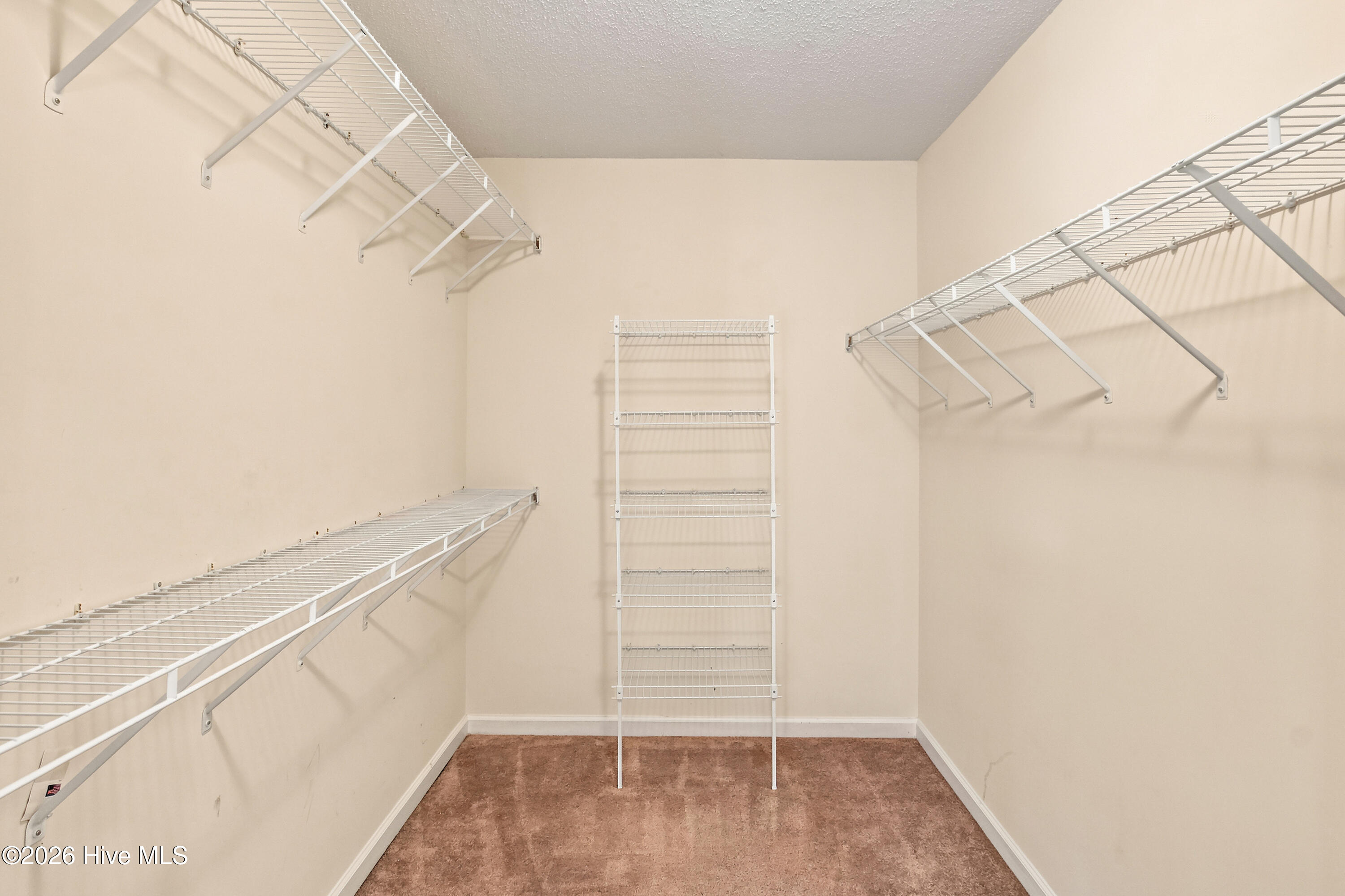 102 Winfall Court Property Photo 25